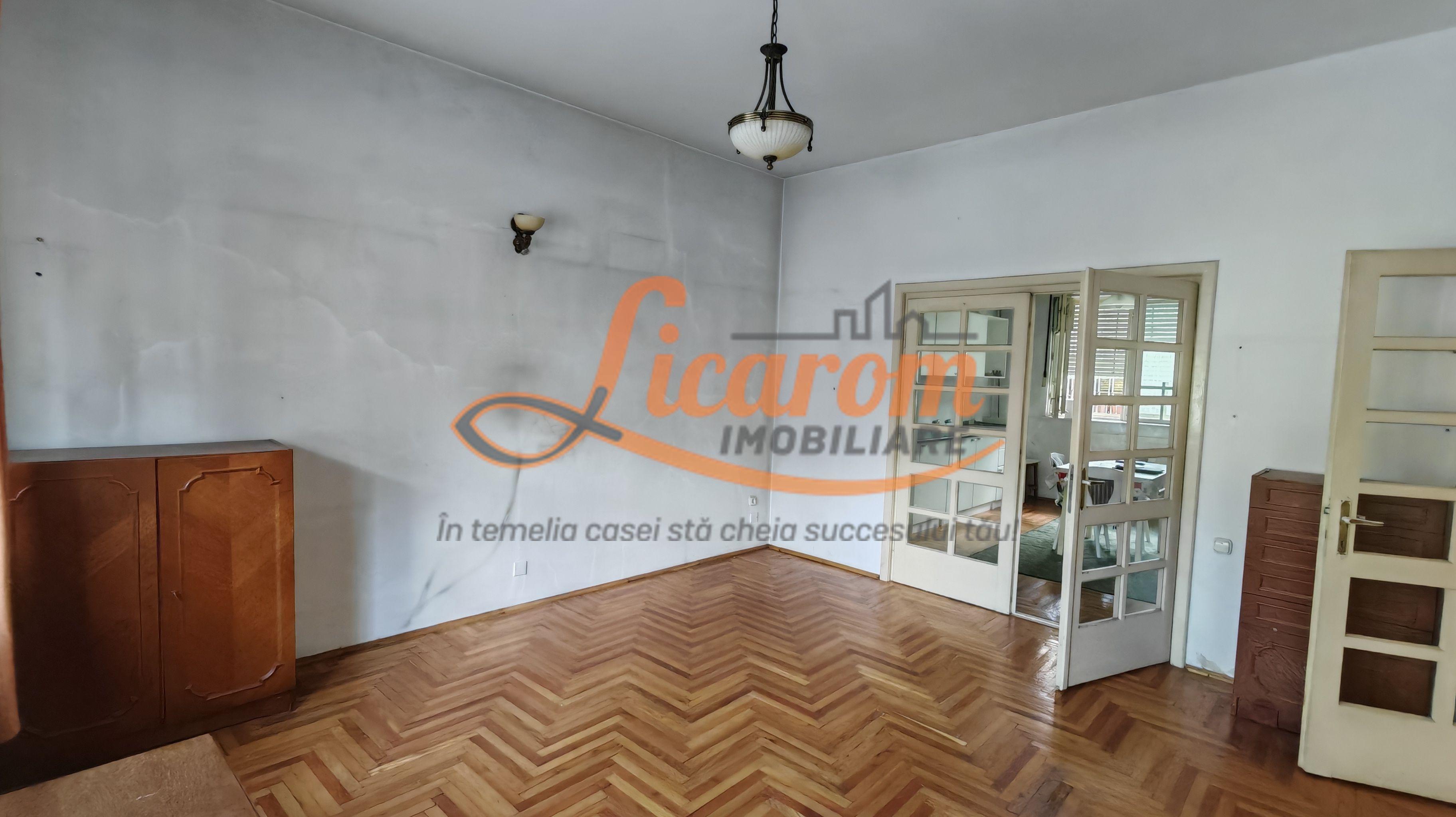 Casa individuala zona Nicopole P+E,3 cam,2 bai,1bucatarie pret 165000E - 2