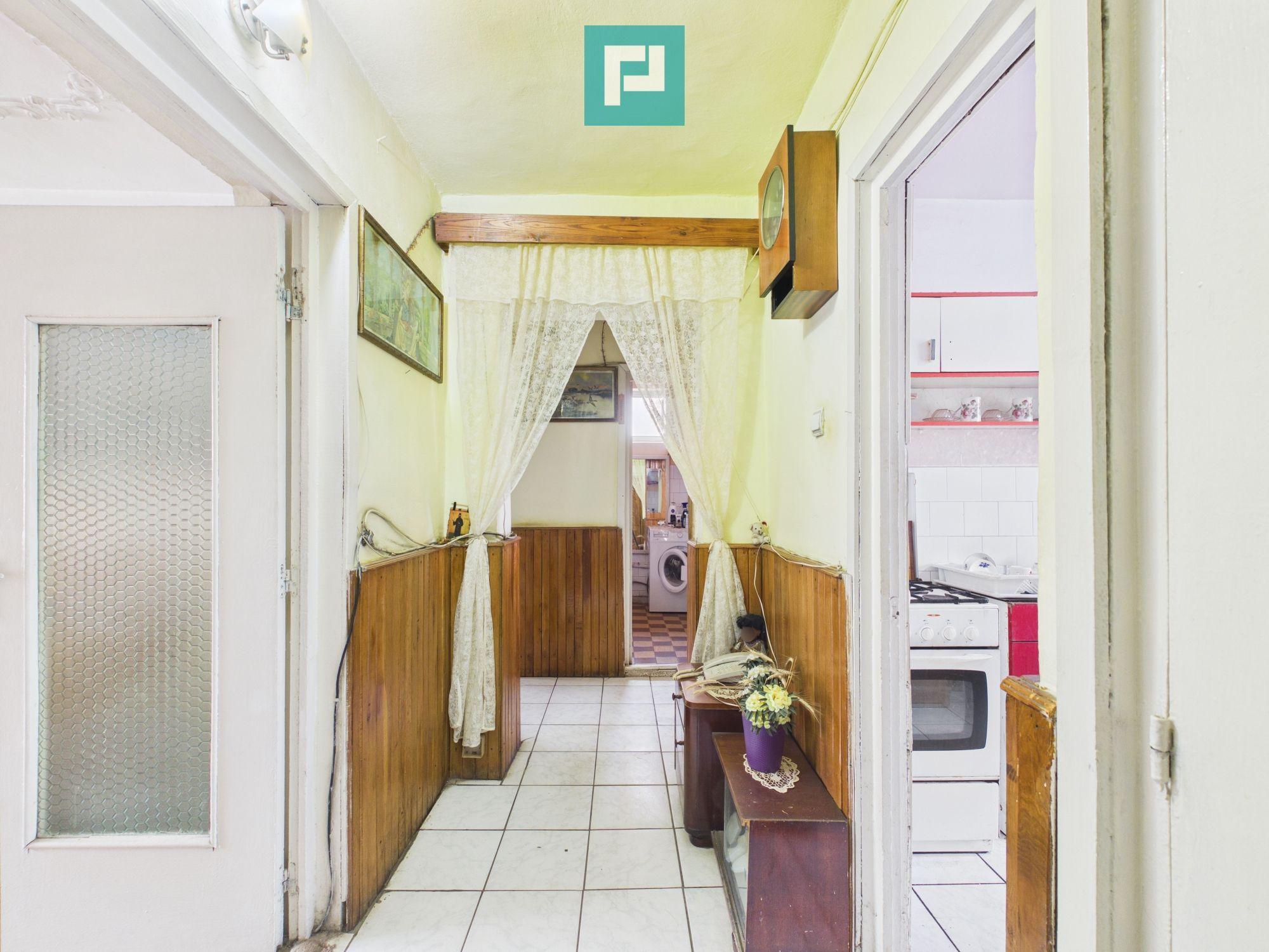 Apartament cu 3 camere zonă centrala în Lipova - 4