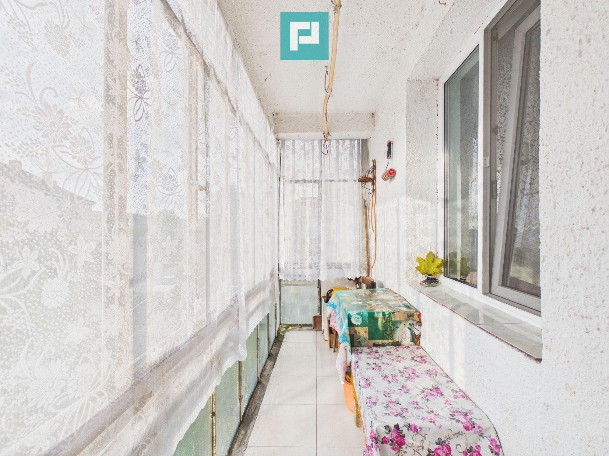 Apartament cu 3 camere zonă centrala în Lipova - 7
