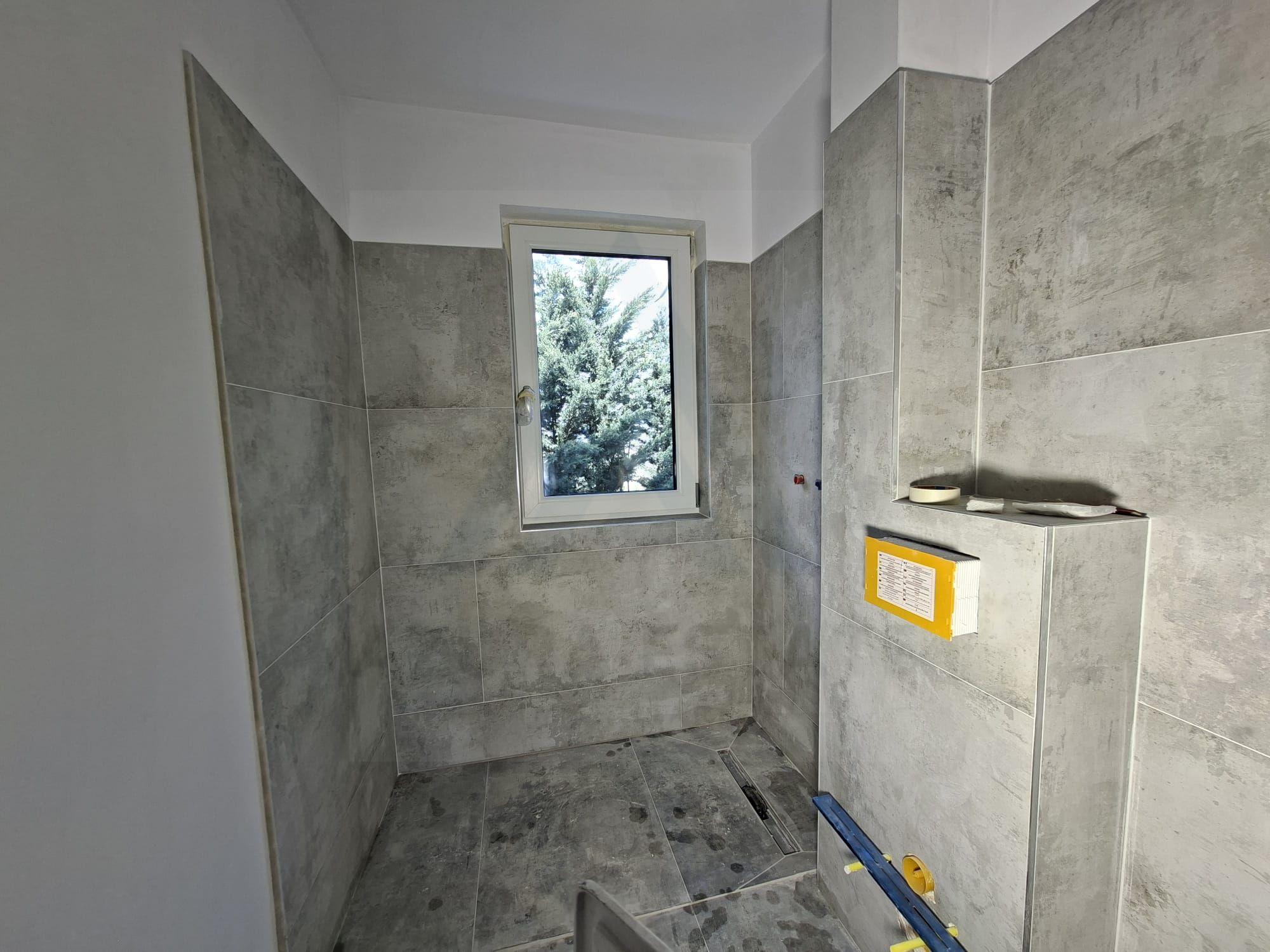 Apartament premium 61.4 mp utili 3 camere 2 bai curte 50 mp Cristian - 7
