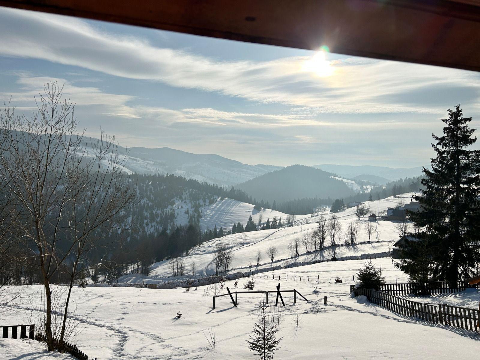 Cabană, 3 dormitoare, Arieseni, vedere panoramică. 75 000 E (neg) - 22
