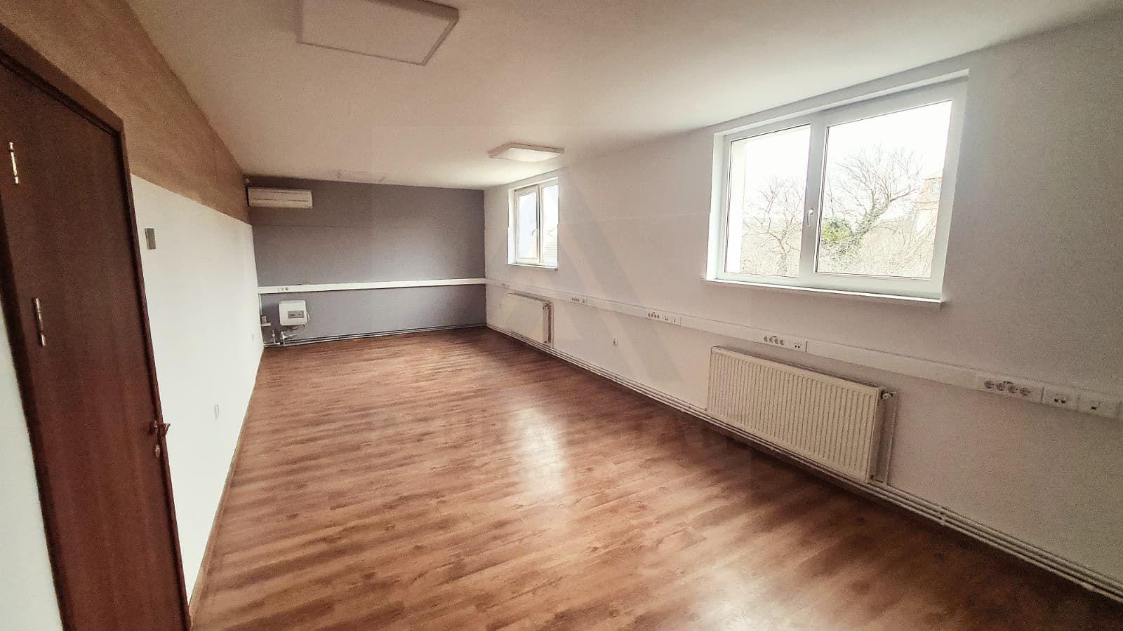 Spațiu comercial de închiriat 82 mp Zona B-dul Victoriei - 1