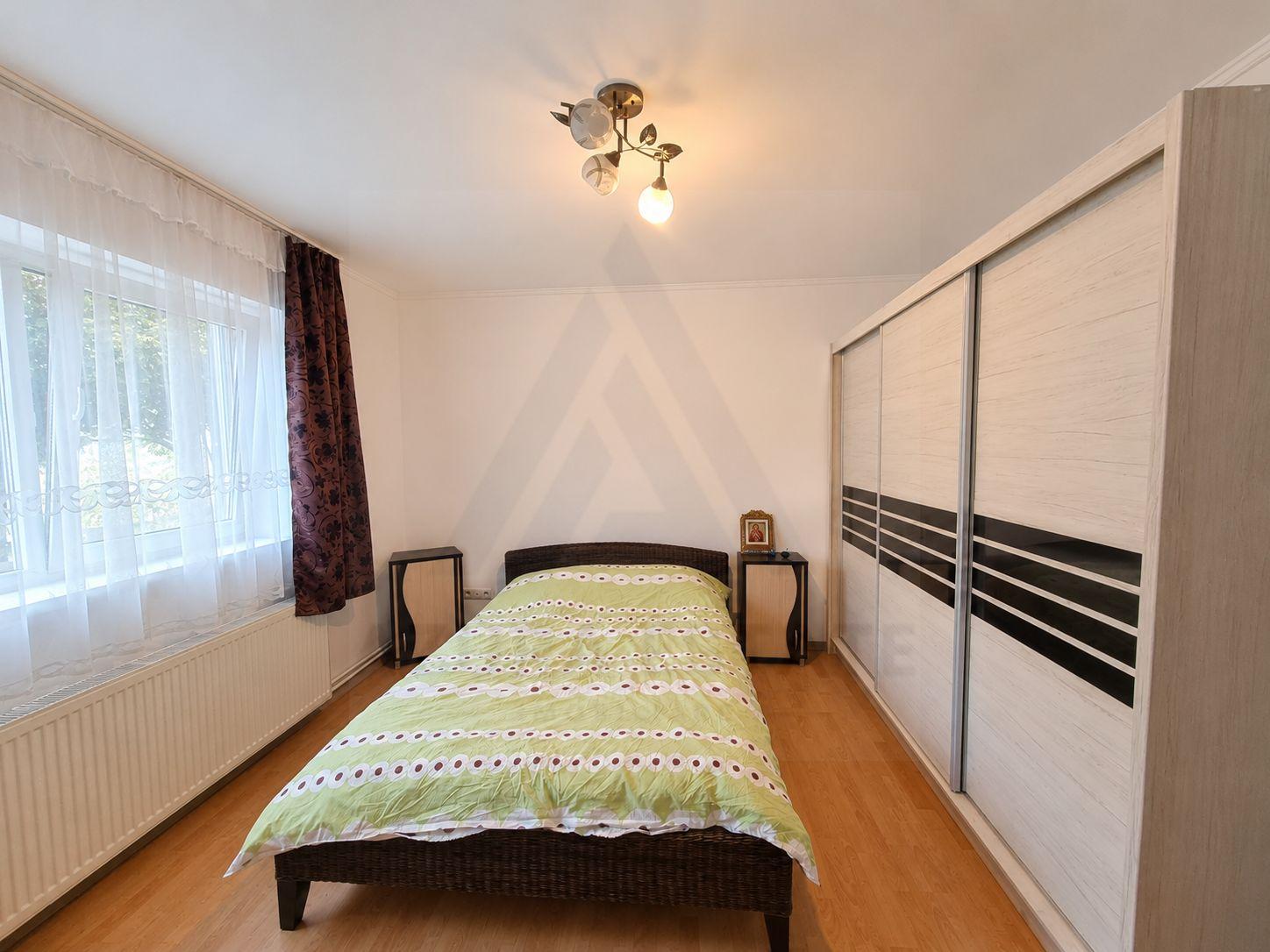 Casă cu 2 apartamente 140 mp utili pivnita si curte 289 mp in Turnișor - 6
