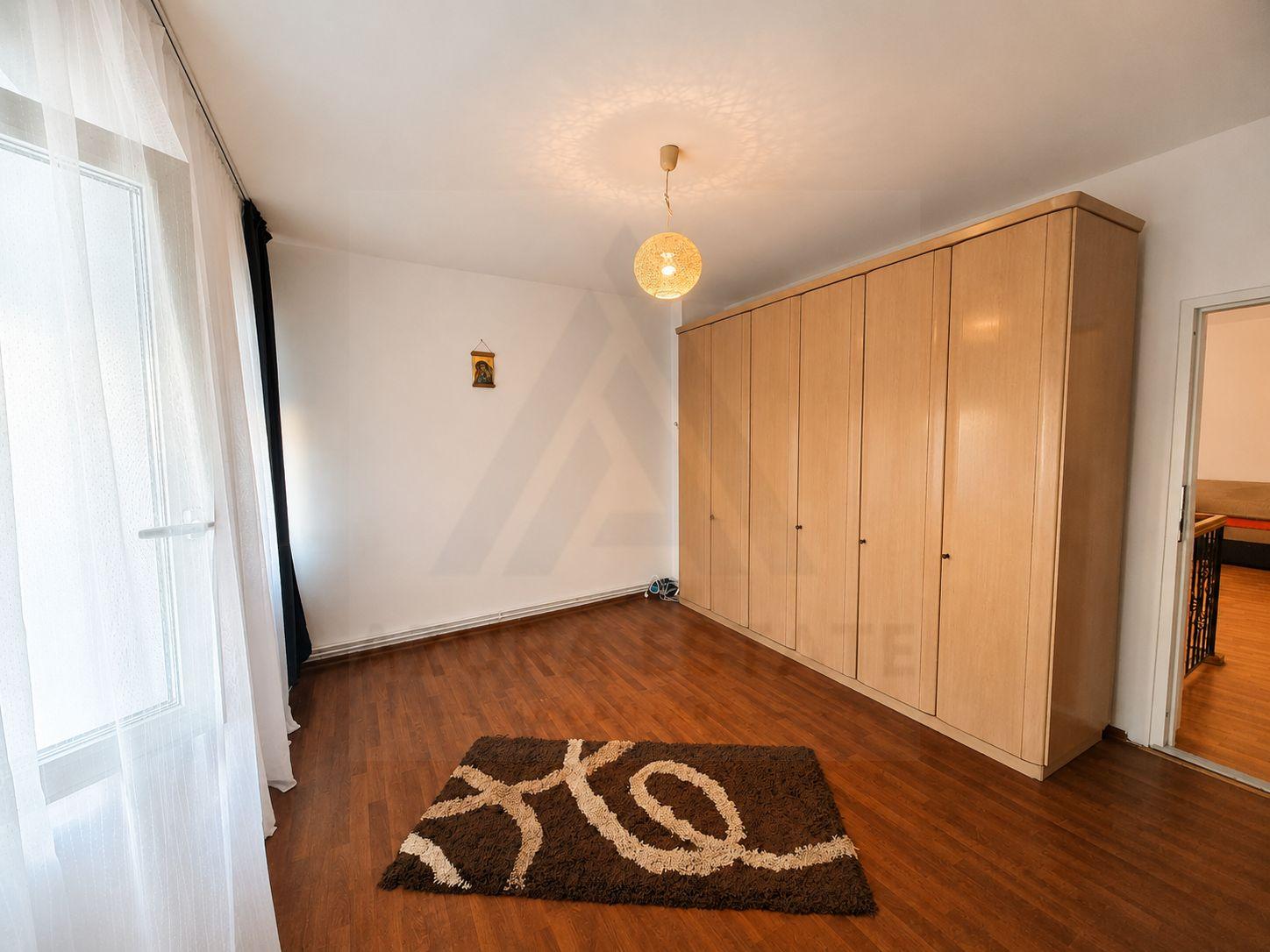 Casă cu 2 apartamente 140 mp utili pivnita si curte 289 mp in Turnișor - 7