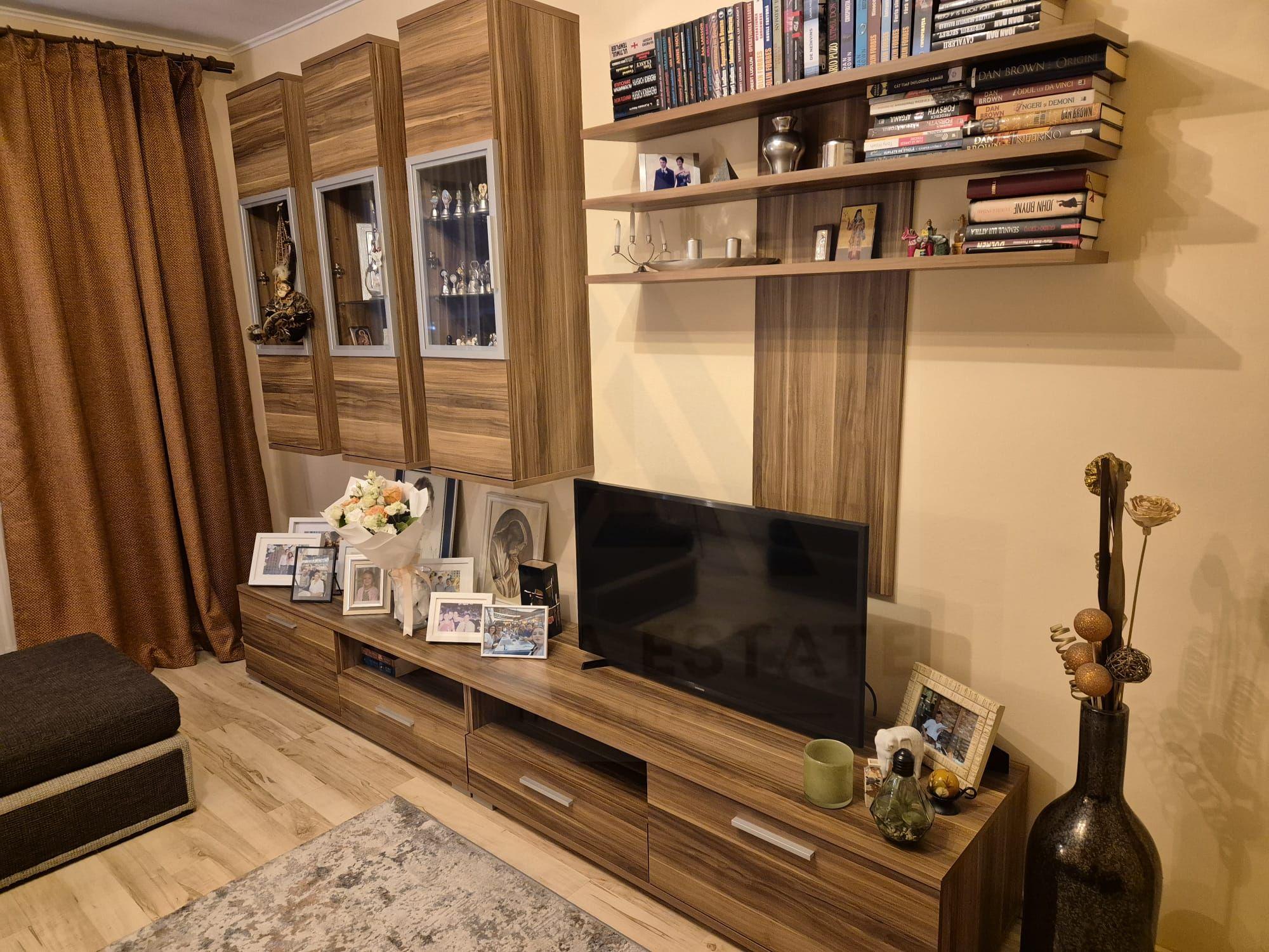 Apartament 3 camere 65 mp utili bucatarie inchisa pivnita Vasile Aaron - 6