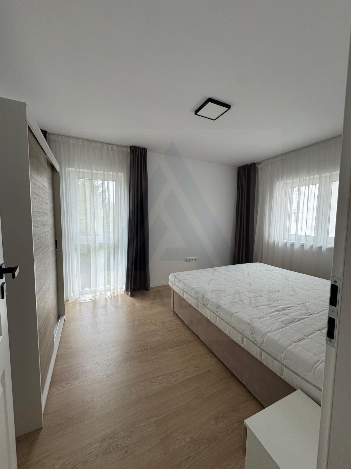 Casa individuala 114 utili 4 camere 2 bai si curte 215 mp in Selimbar - 12