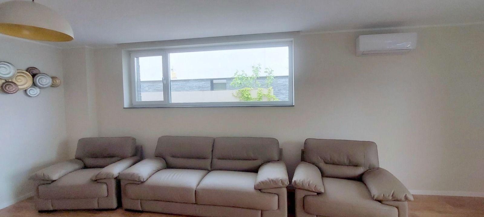 De vânzare casă premium tip duplex, vedere spre Lacul Brates - 13