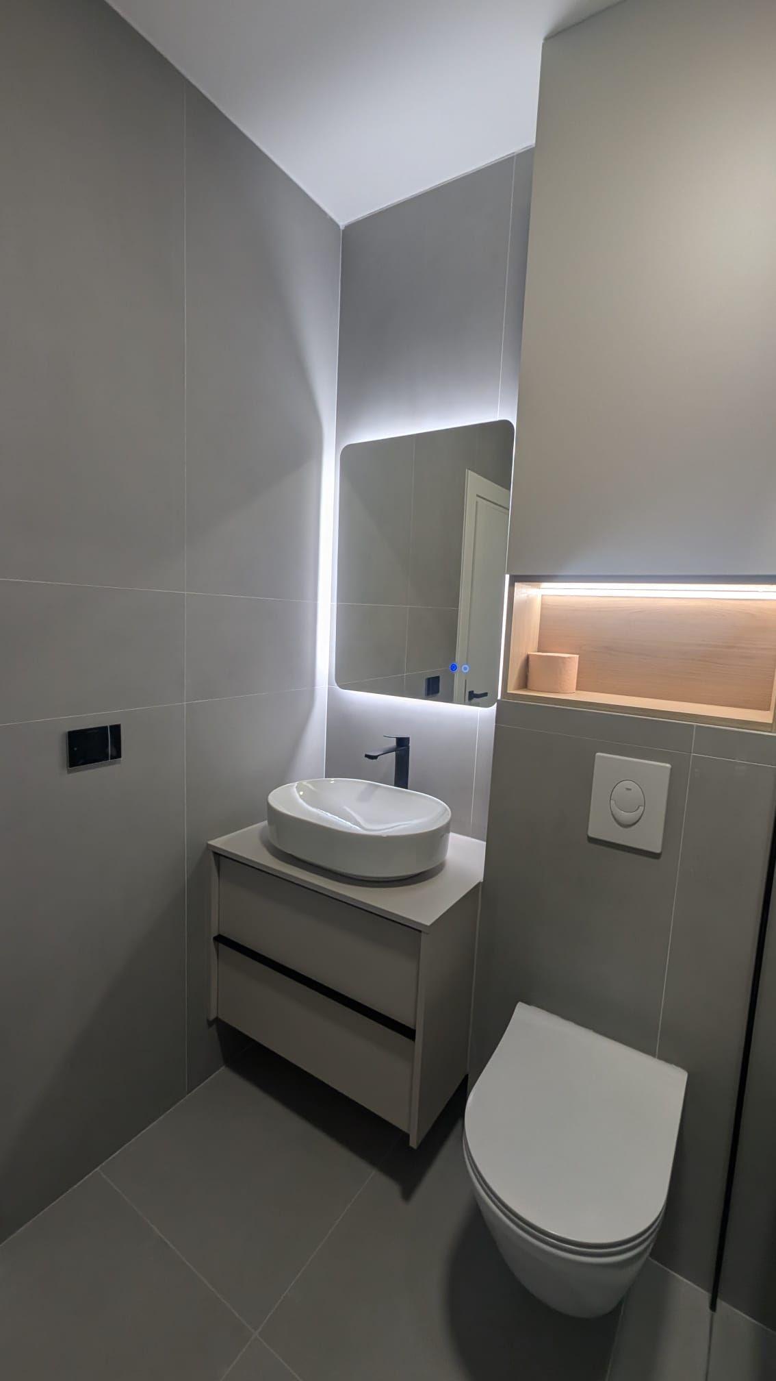 Apartament de lux cu 3 camere, 80 mp cu terasa 10 mp, zona centrala - 7