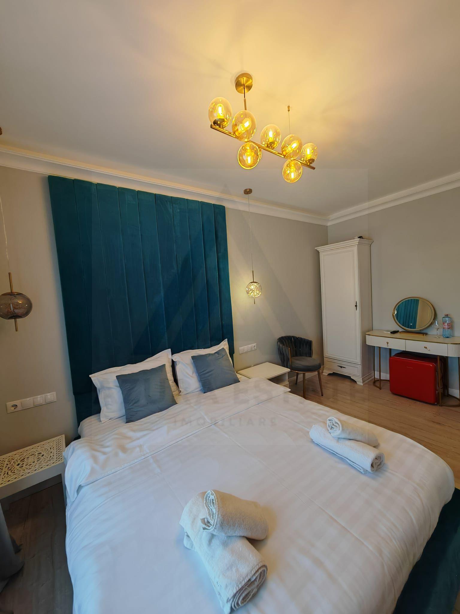 Pensiune sau locuinta individuala 220 mp utili teren 386 mp Turnisor - 1