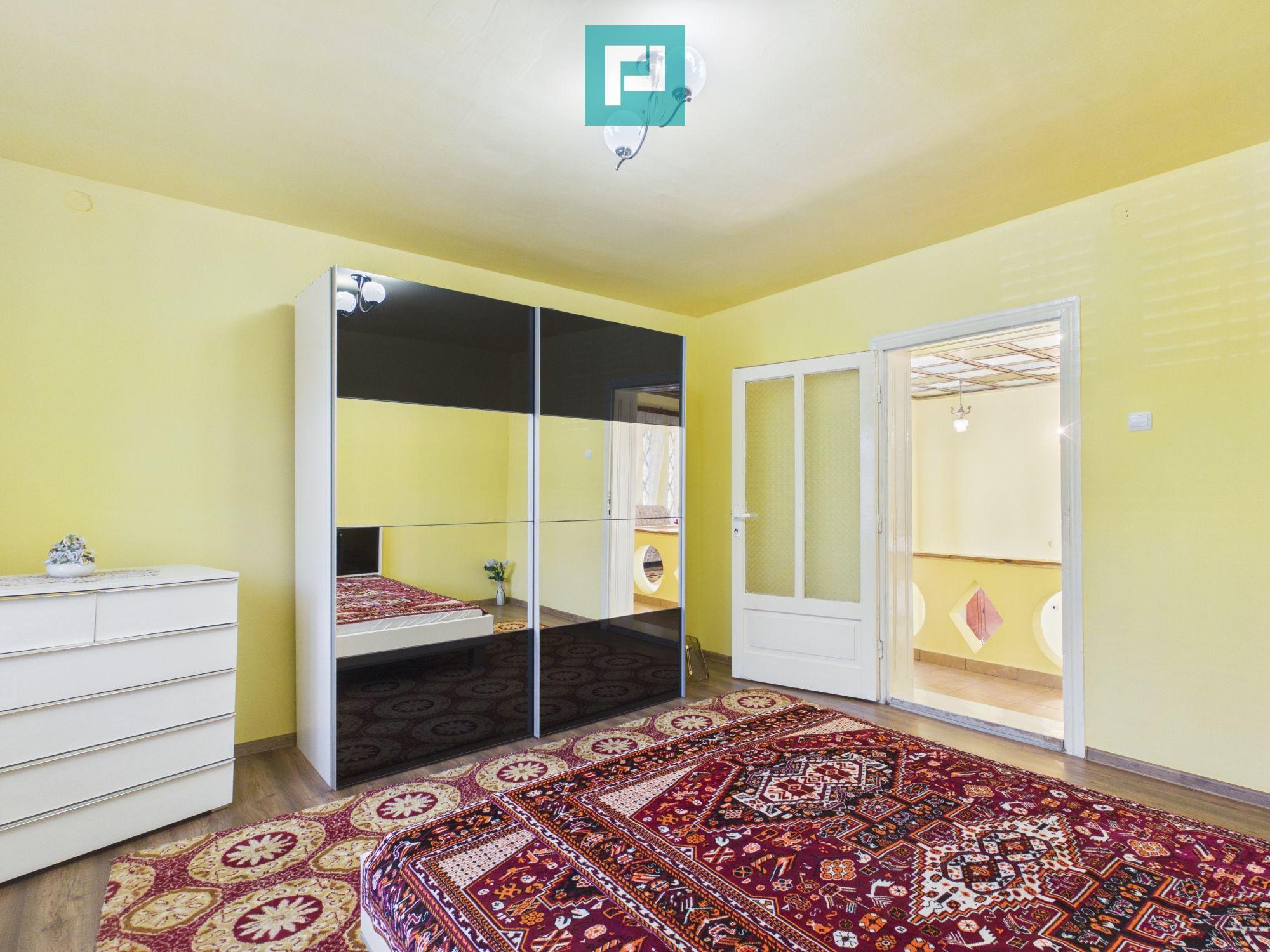 Casă/vilă cu 10 camere – Ineu, centru - 14