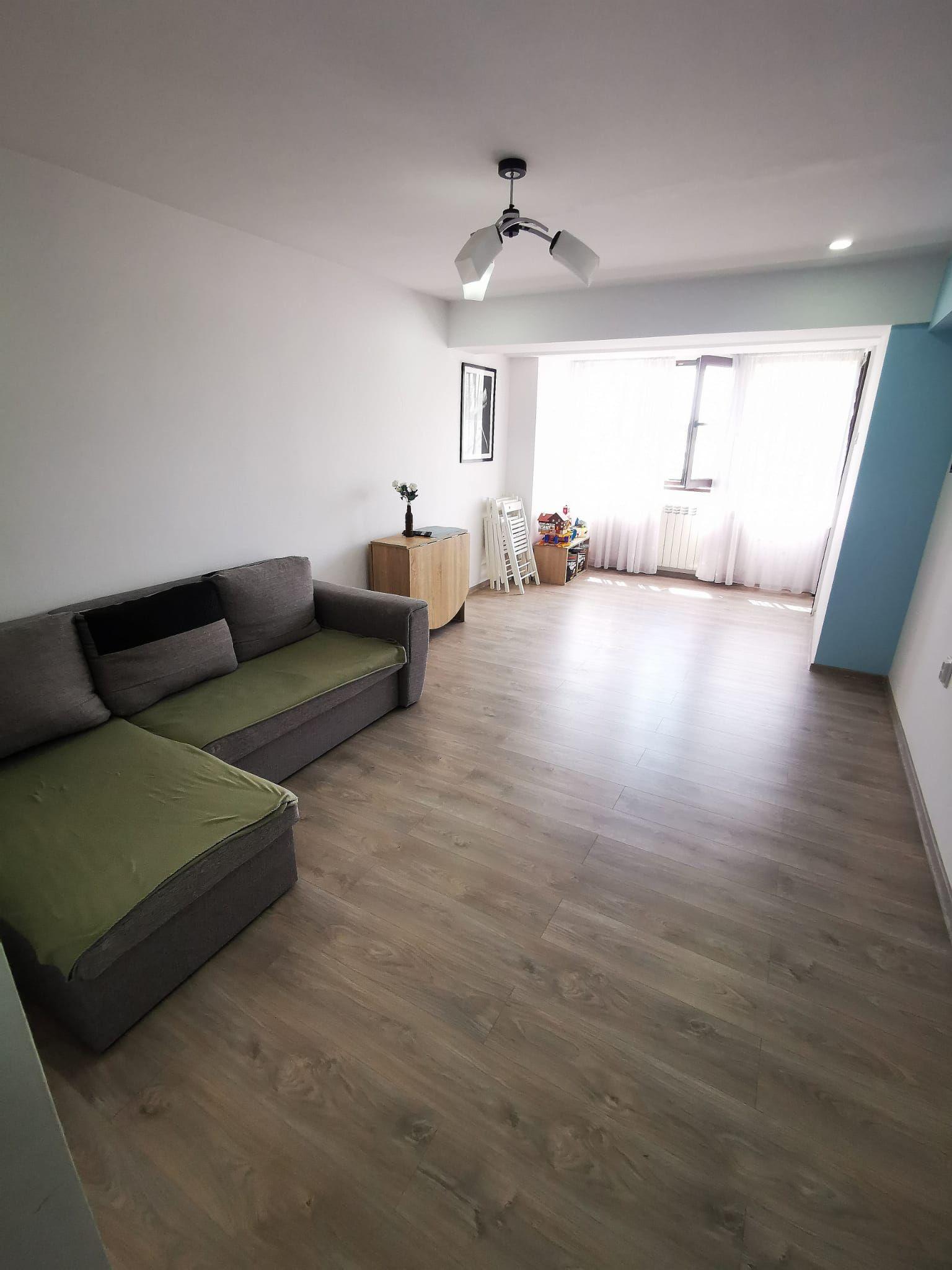 De vanzare apartament 3 camere, micro 39, 76.000 euro negociabil - 5