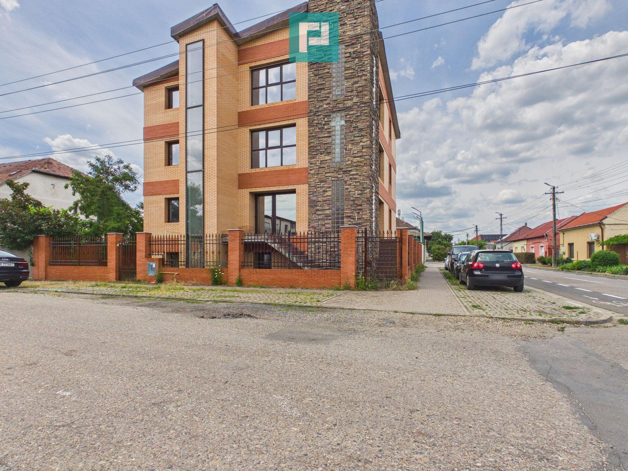 Clădire comercială în zona Grădiște - 2