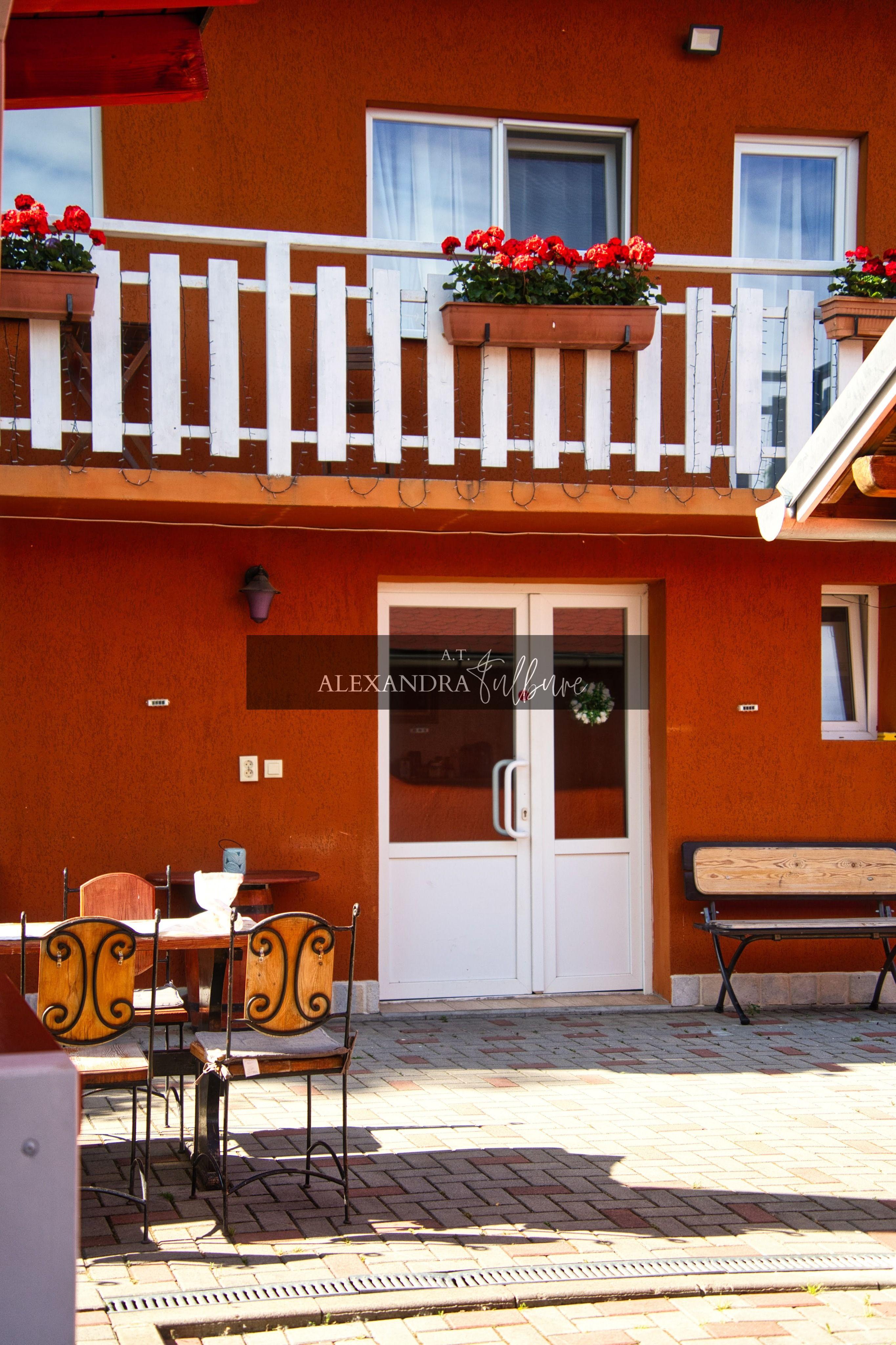 Casa in Feleacu, 1.582 mp teren intravilan. Se accepta schimburi. - 5