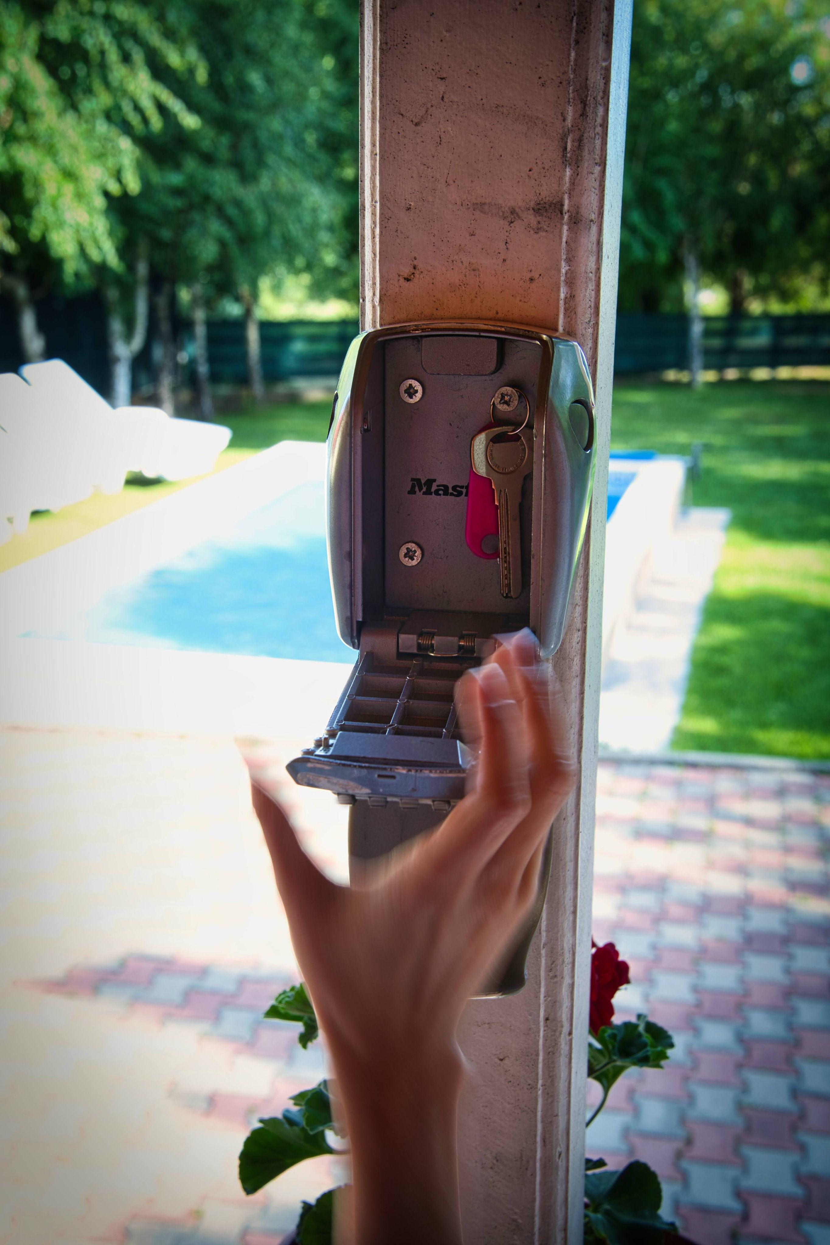 Casa in Feleacu, 1.582 mp teren intravilan. Se accepta schimburi. - 35