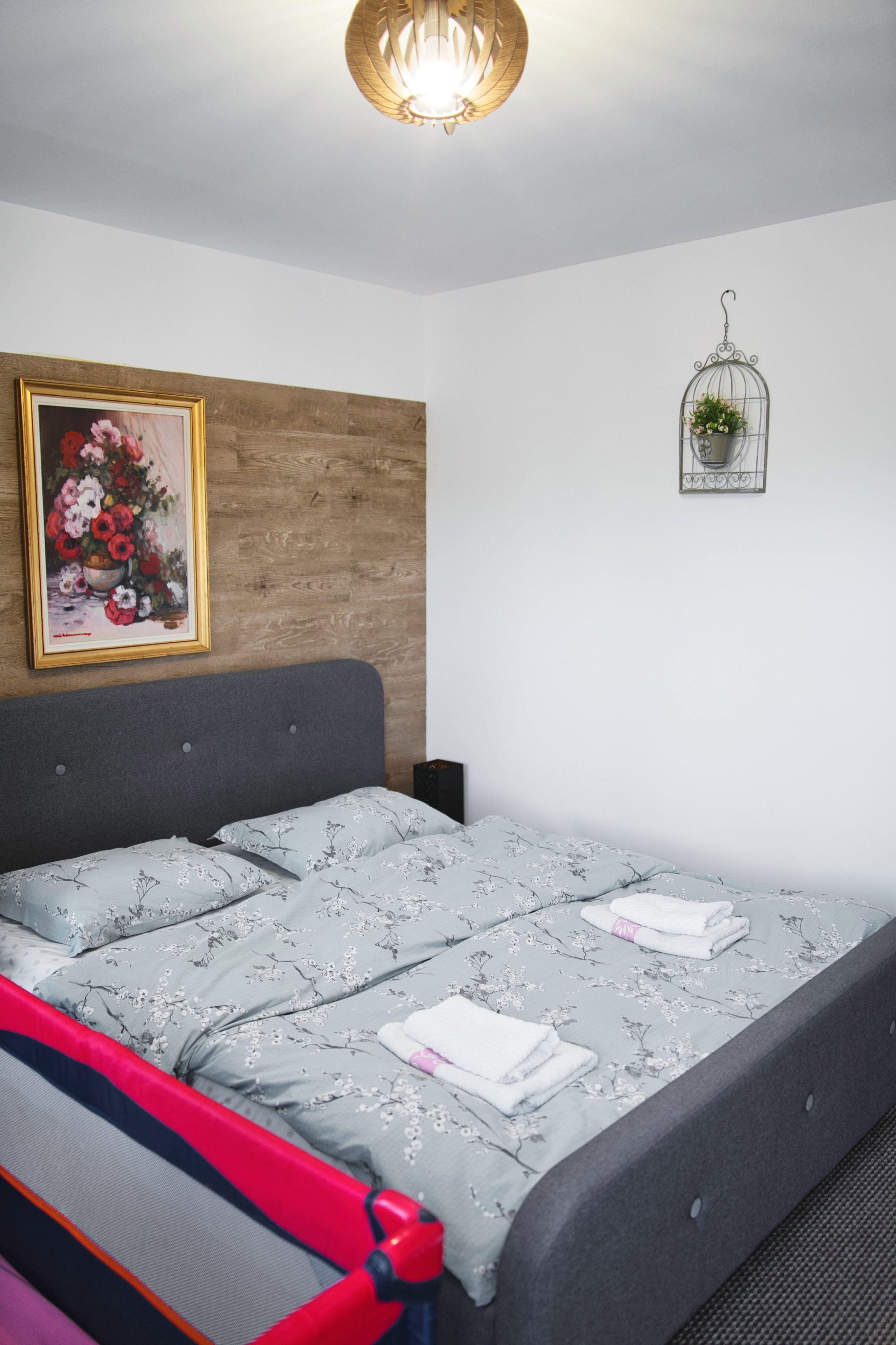 Casa in Feleacu, 1.582 mp teren intravilan. Se accepta schimburi. - 70