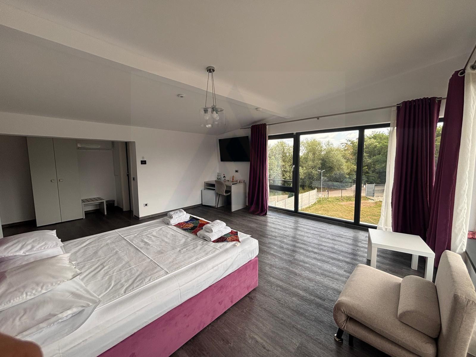 Pensiune PREMIUM 10 camere și Casă Individuală Valea Avrigului 4.600mp - 4