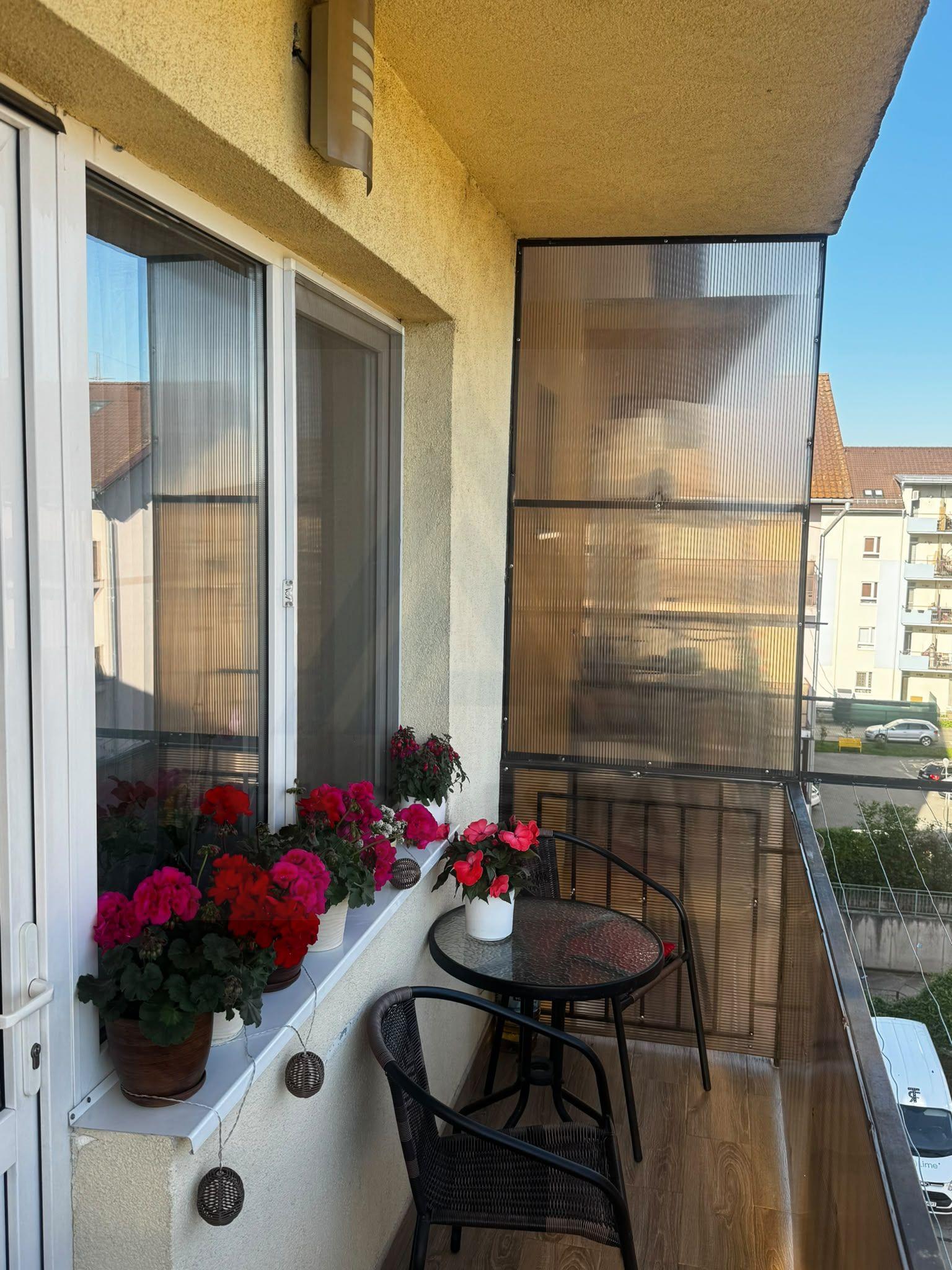 Apartament modern 3 camere 66 mp utili balcon 4,65 mp Zona Turnisor - 12