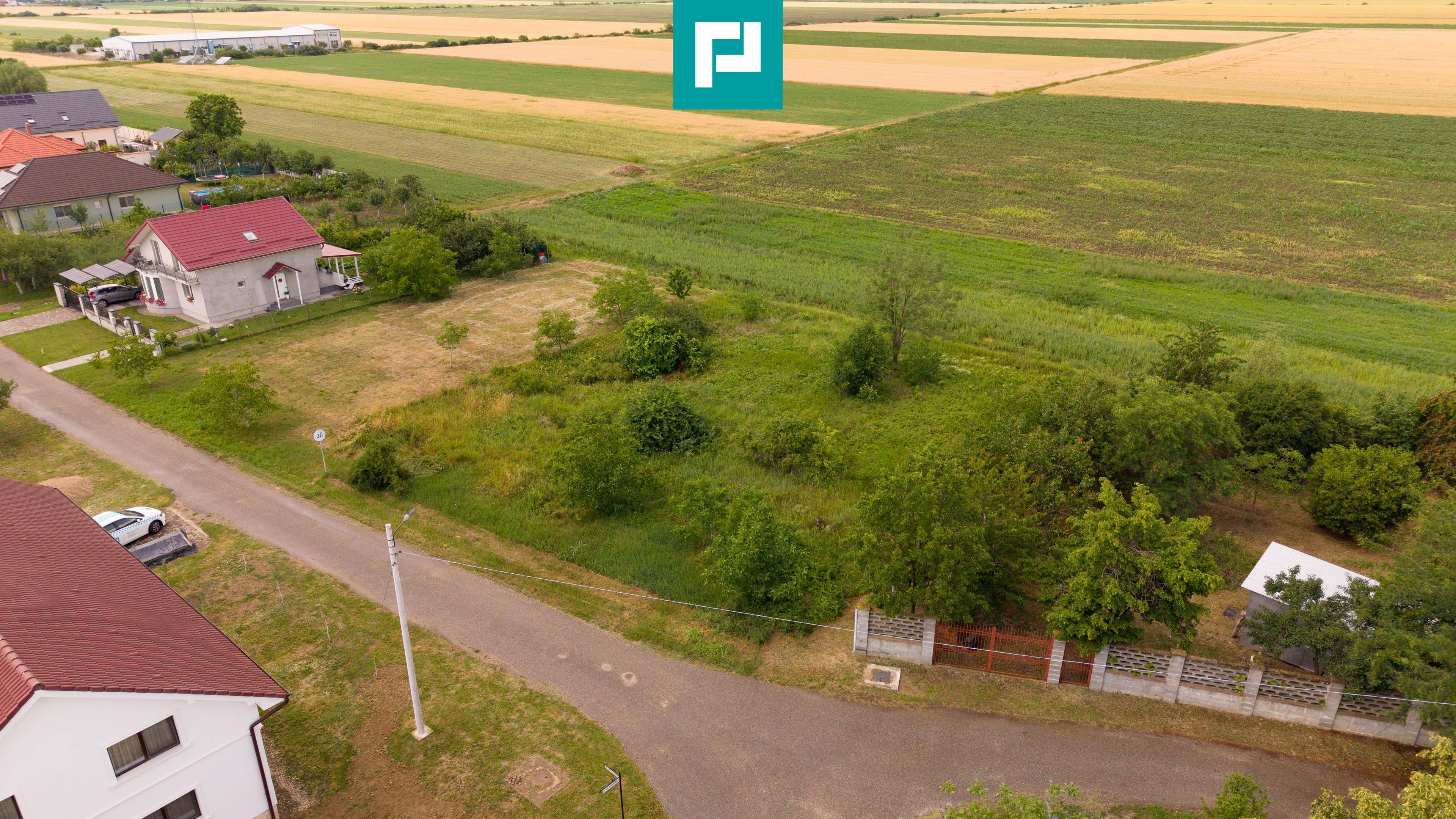 Teren intravilan de 602mp în Cicir, Vladimirescu - 1
