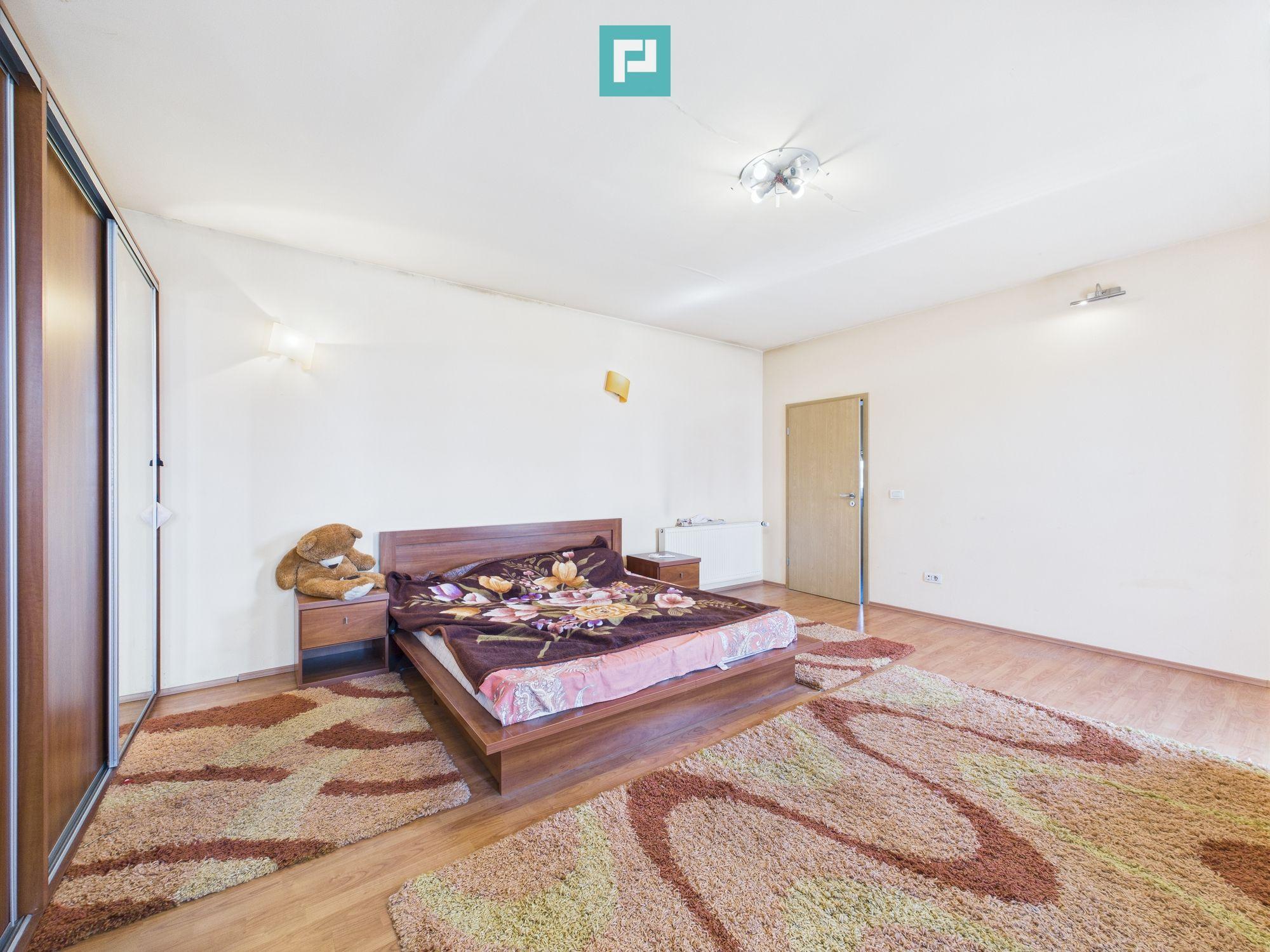 Casă în Mehala - Ideală pentru două familii - 5