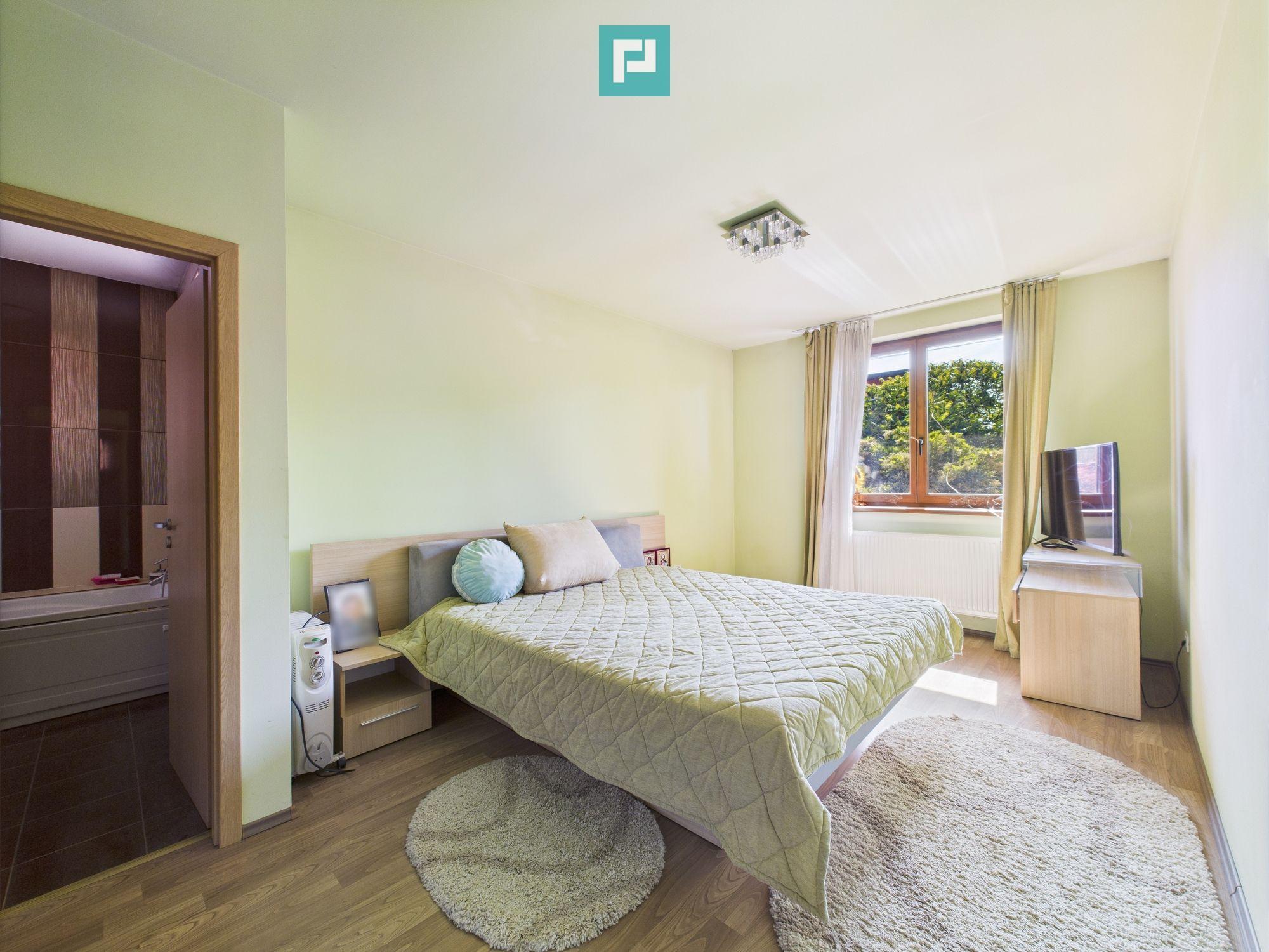 Casă Mehala – Ideală pentru două familii - 4