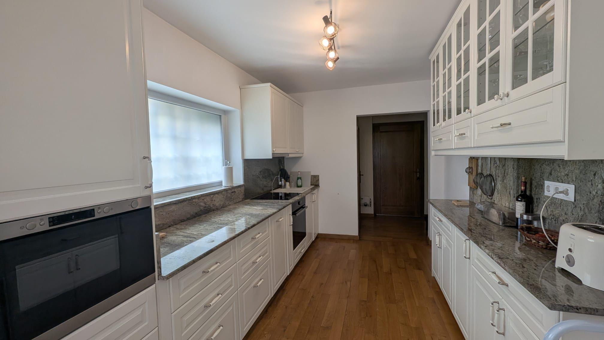 Apartament 3 cam, 100 mp la casa cu gradina si loc parcare zona Negoi - 1