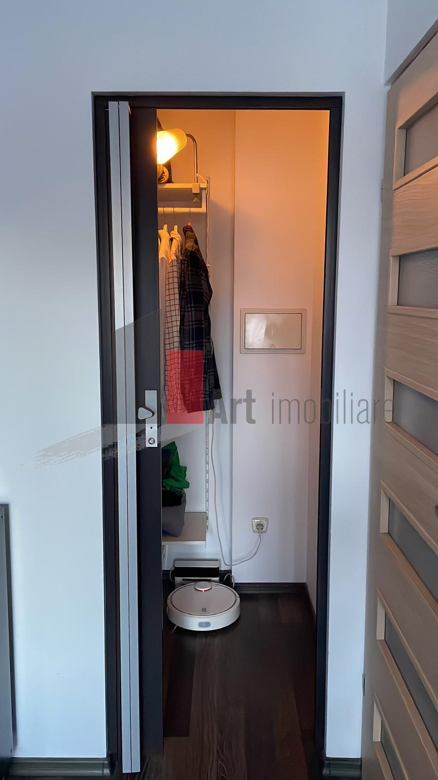 APARTAMENT 2 CAMERE -SALA PALATULUI - 20
