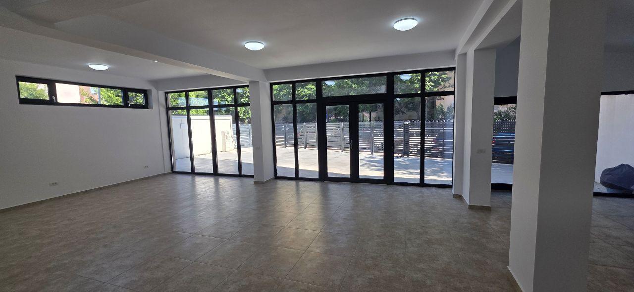 Salajan spatiu comercial 350 mp de inchiriat - 2