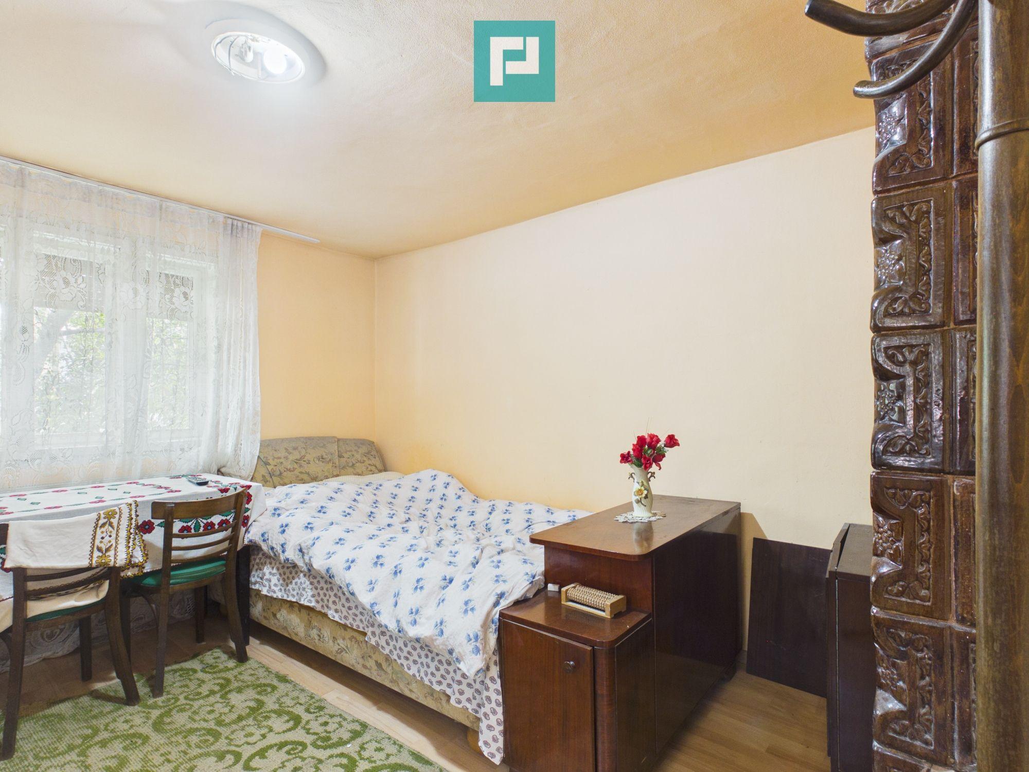 Casă din cărămidă 6 camere – Ineu - 13