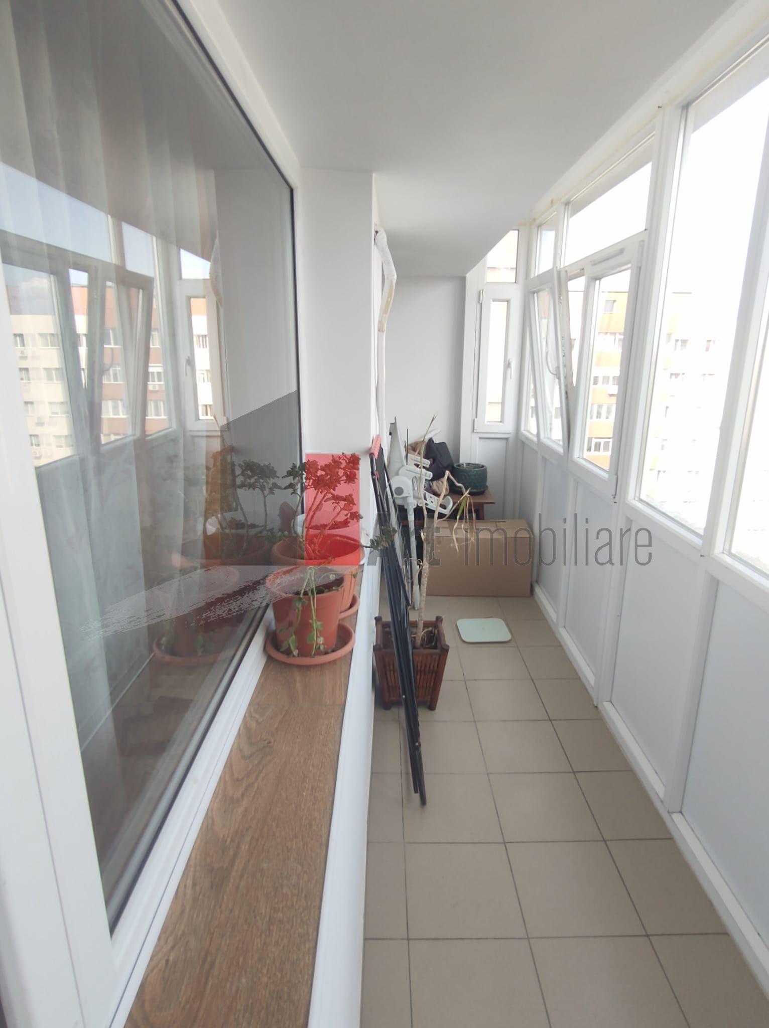 Vânzare apartament decomandat 4 camere Bd. Obregia - Pasajul Europa Unită - 11