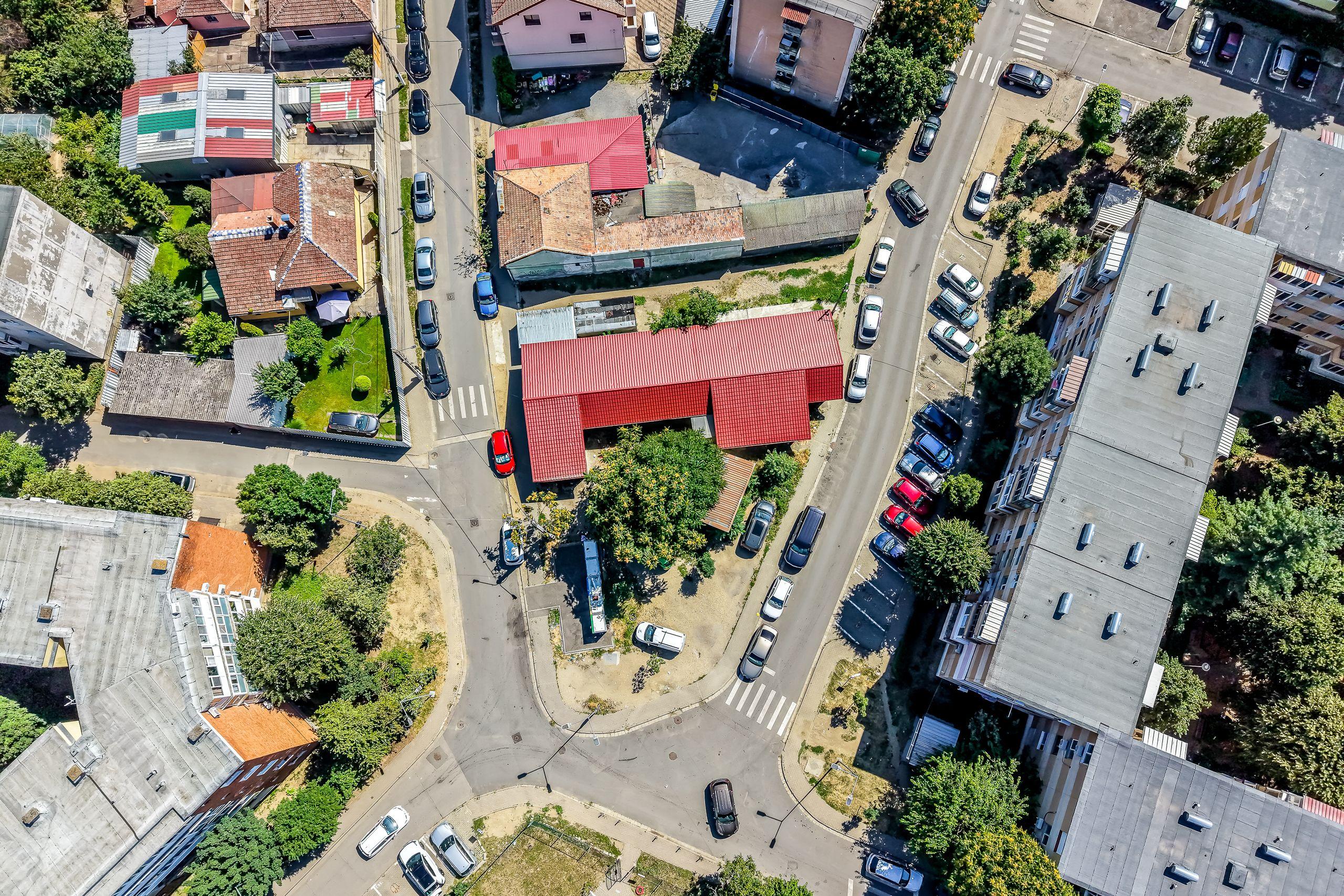 Casă individuală cu potențial comercial excelent in cartierul Vlaicu - 2