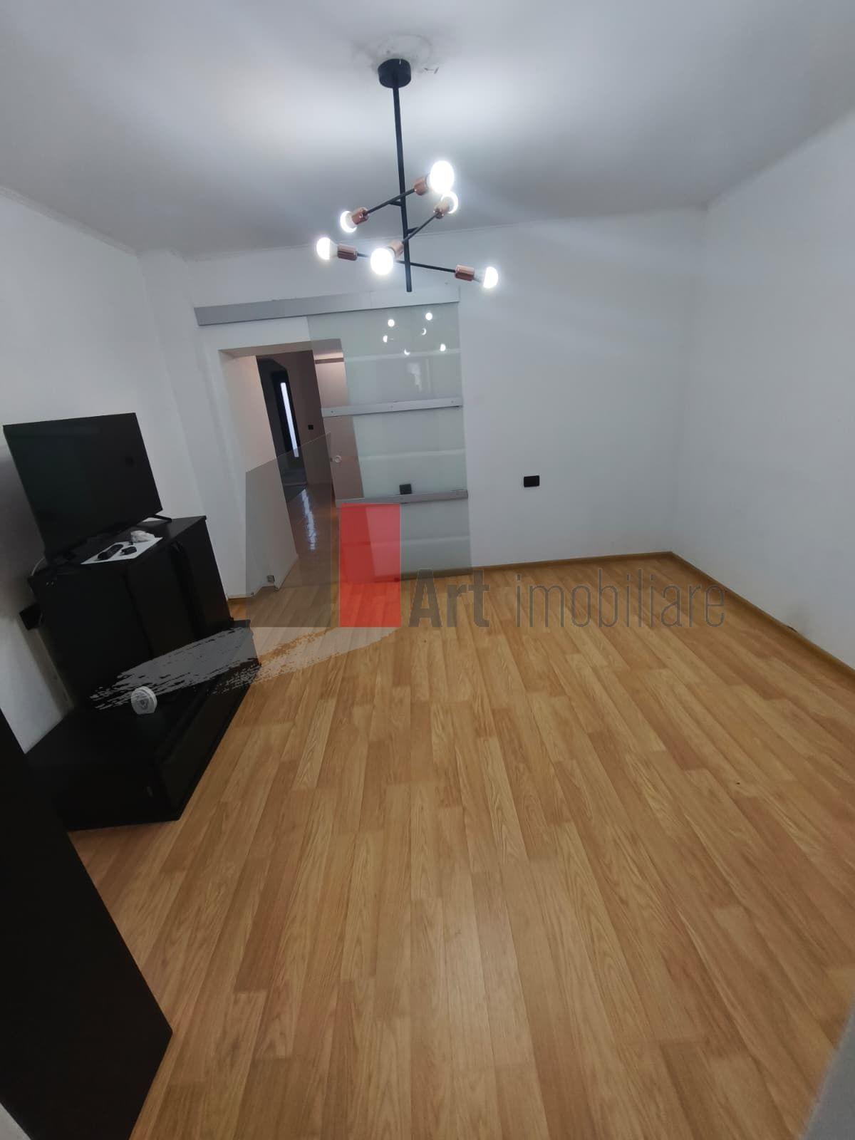 Casa Vanzare Giulesti 4 camere - 5