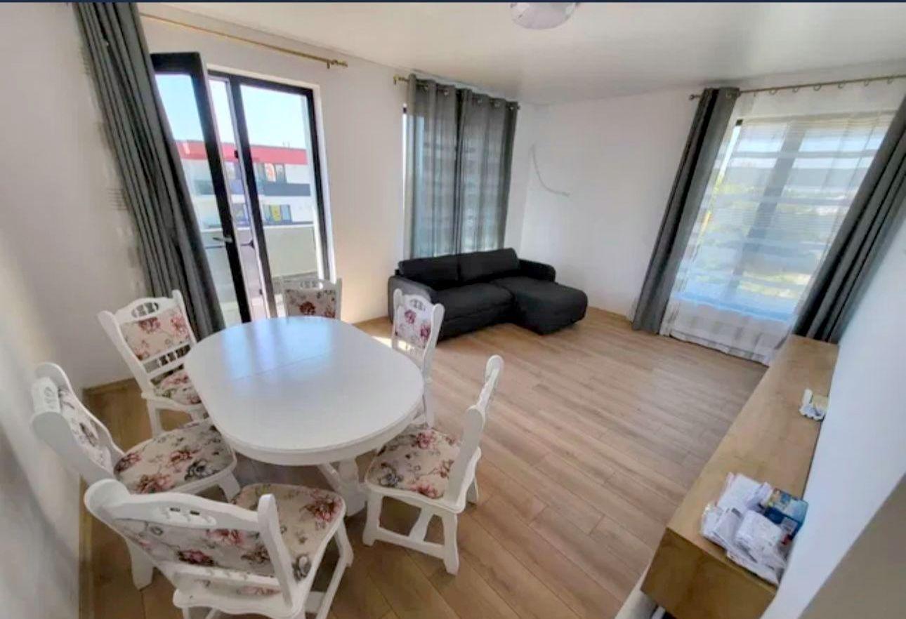 Apartament modern cu 3 camere - Complex Arcada - 130000 euro - 2