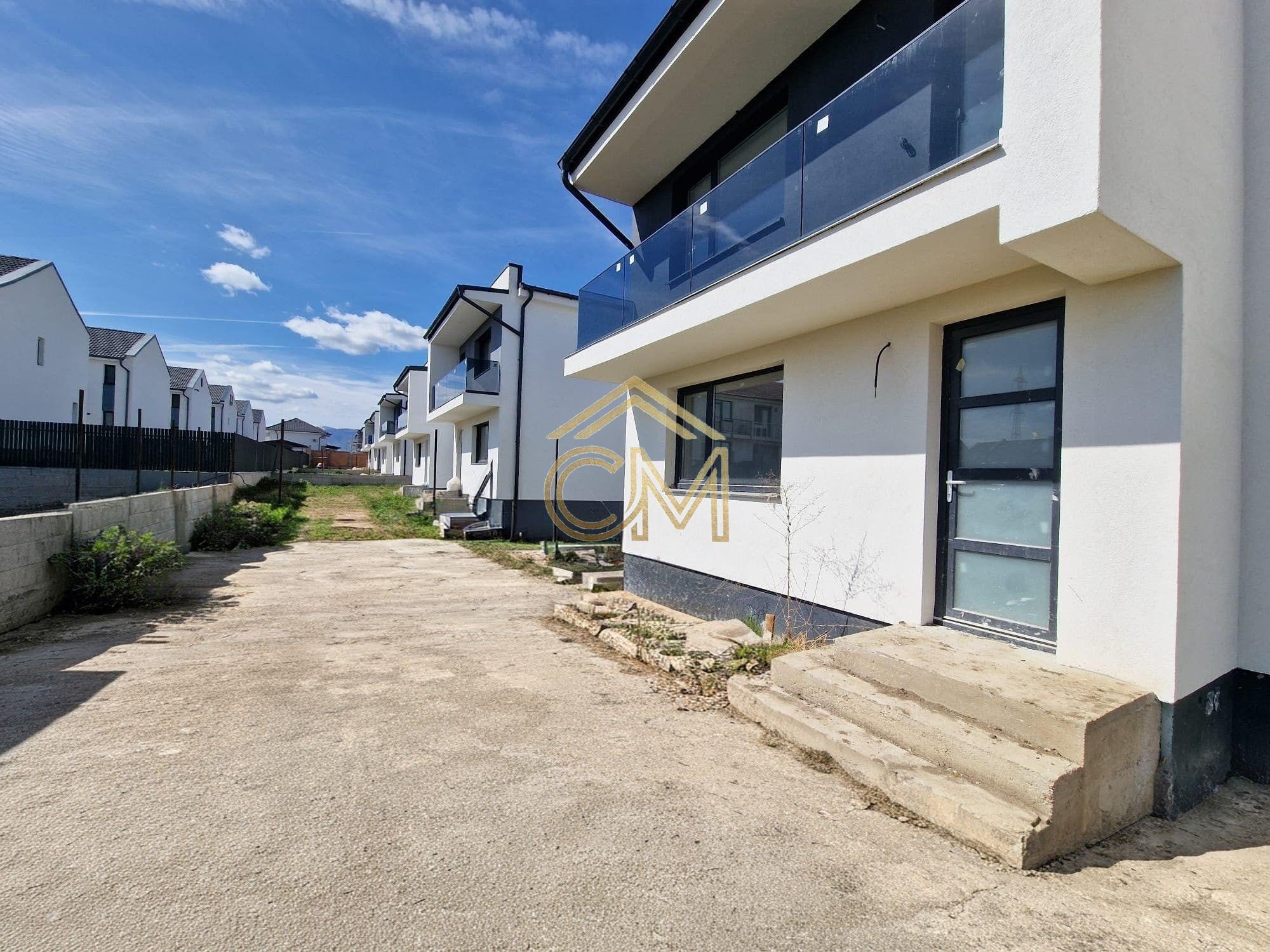 Quadruplex 4 Camere / 82MPU / Terasa / 170MP Curte - 2