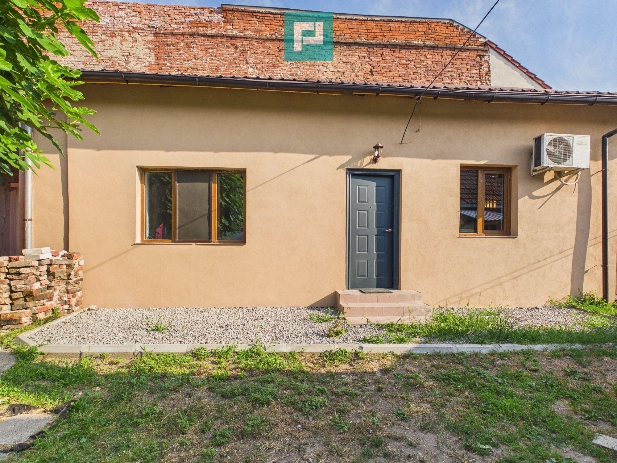 Casă renovată ultracentral | Str. Primăriei - 1