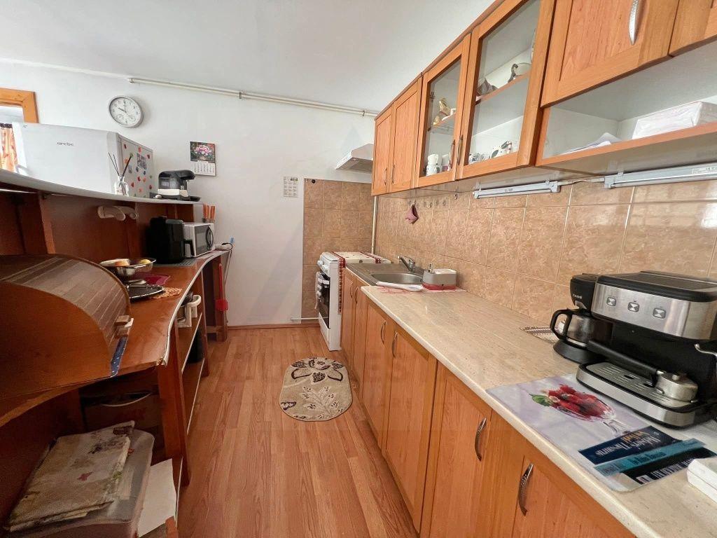 Casa 3 camere 80 mp utili curte comuna balcon zona Școala de Înot - 4
