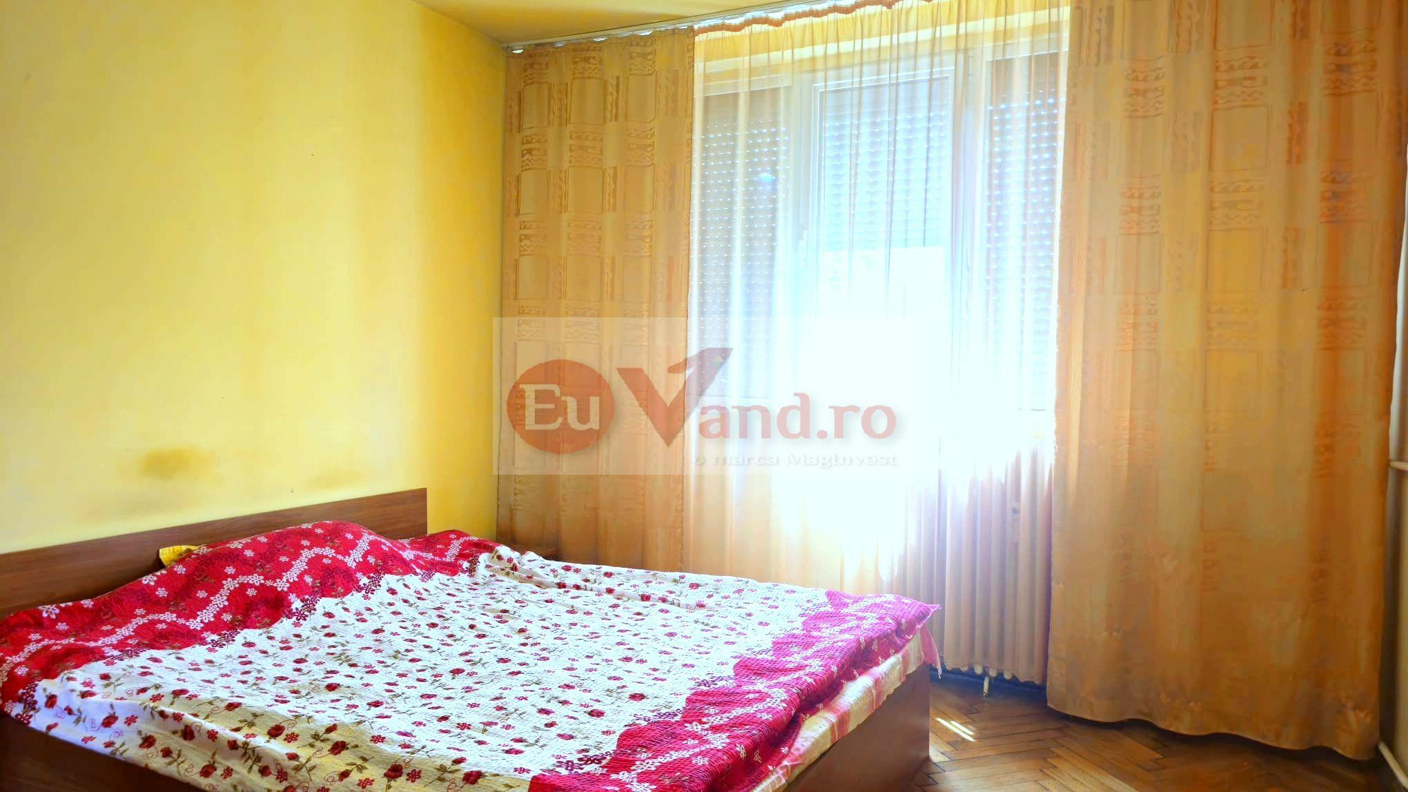 Apartament 3 camere de vanzare - Tiglina 1 - Strada Saturn - Etaj 2 - 5