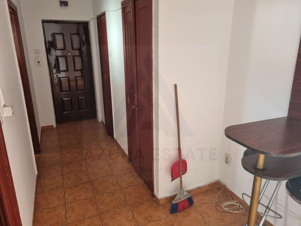 Apartament 2 camere 54 mp utili bucatarie inchisa etaj 3 zona Terezian - 5