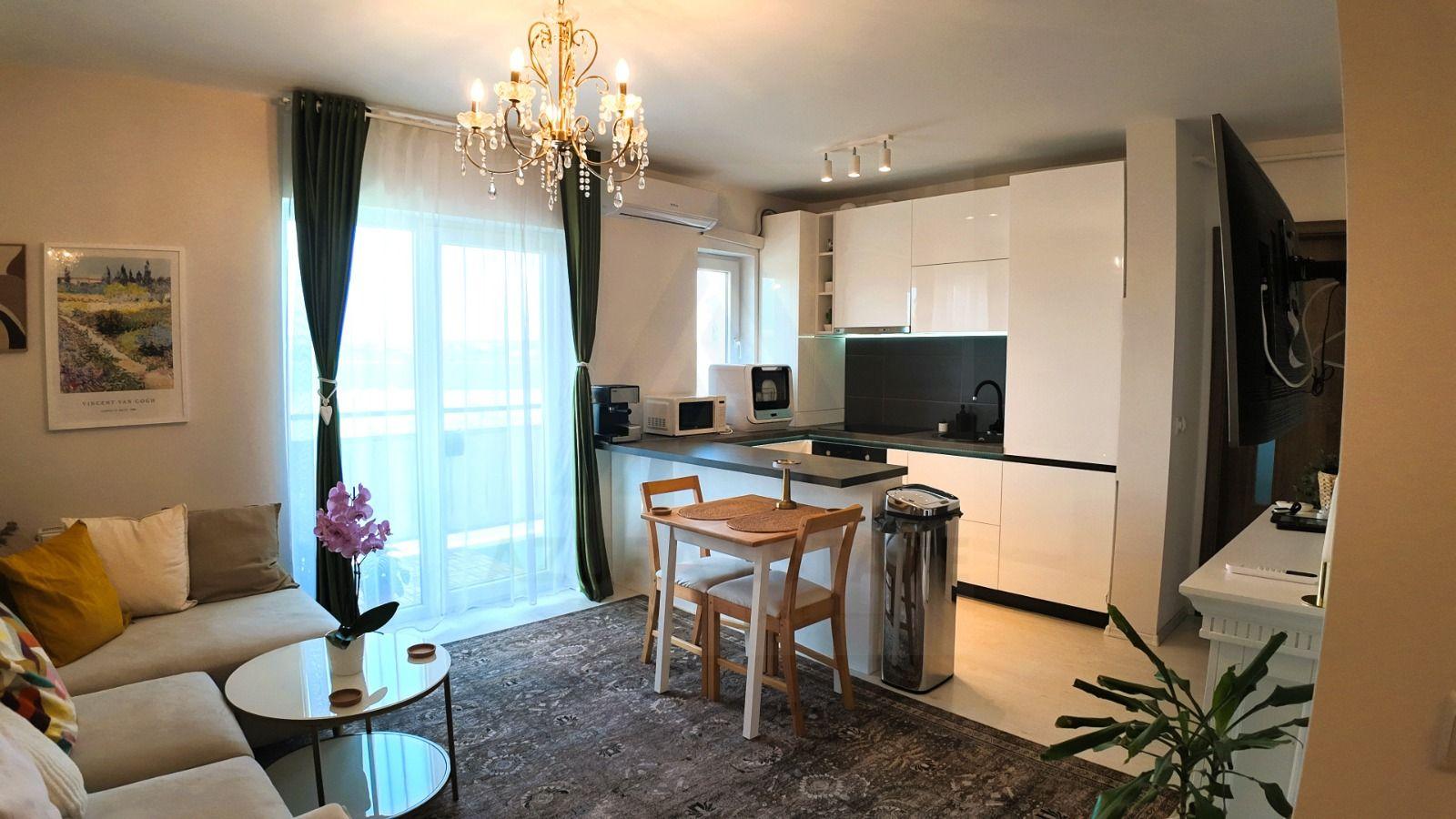 Apartament premium 3 camere etaj 2 cu lift si terasa Calea Surii Mici - 1