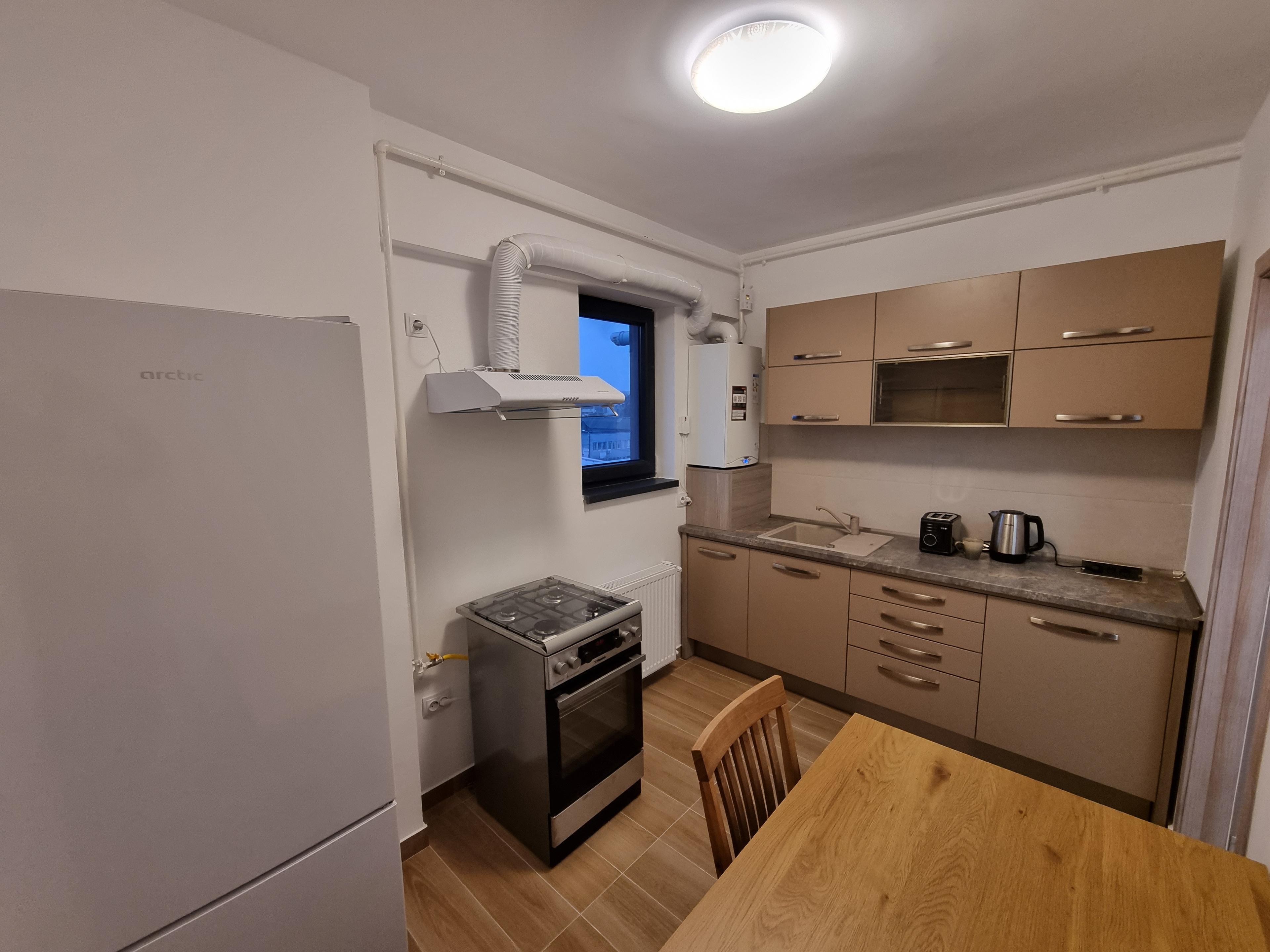 Dau în chirie partament spațios de 2 camere în zona Păcii - 5