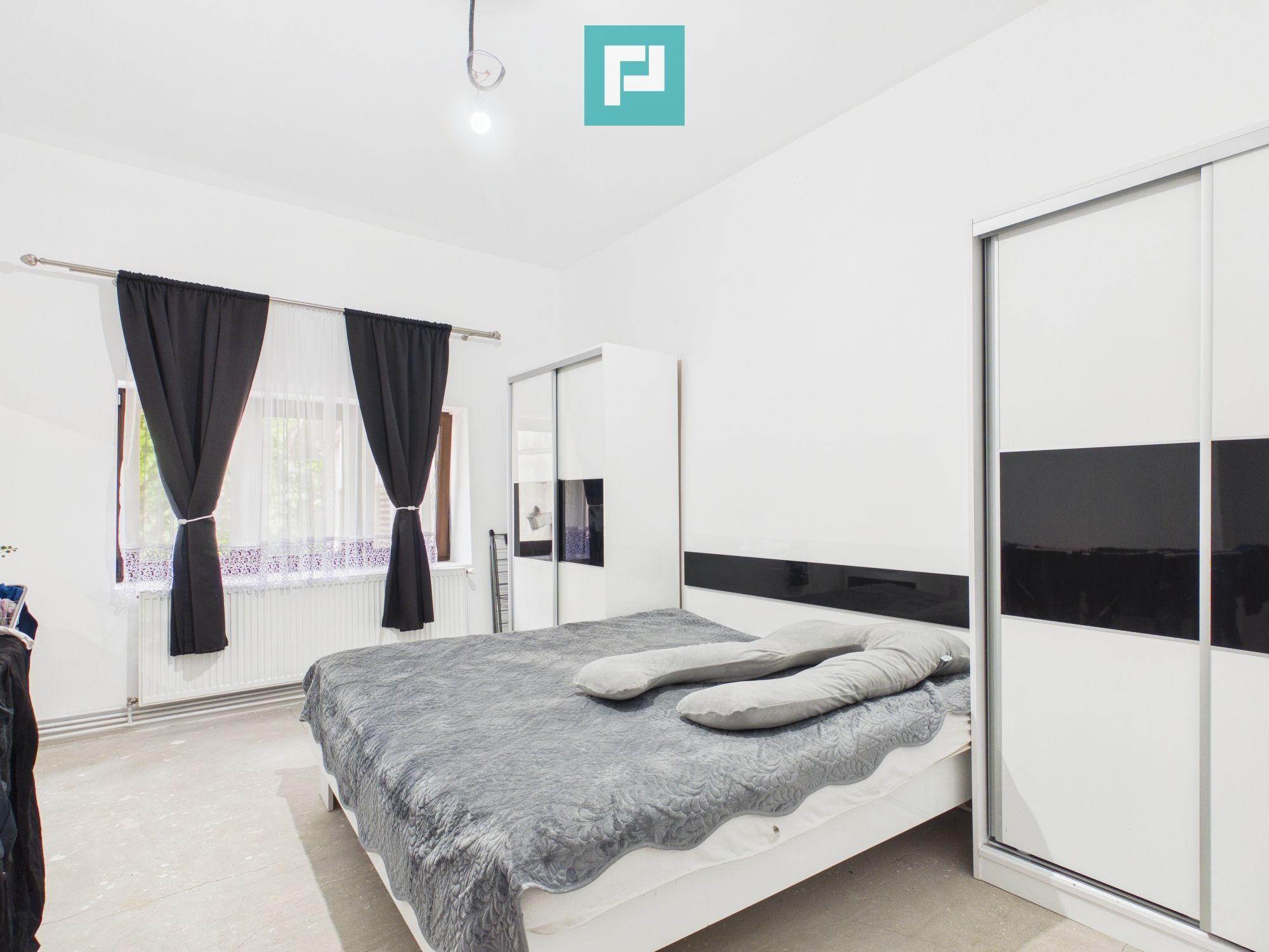 Conac rustic cu 7 camere în Covăsânț și teren 9 ha - 5