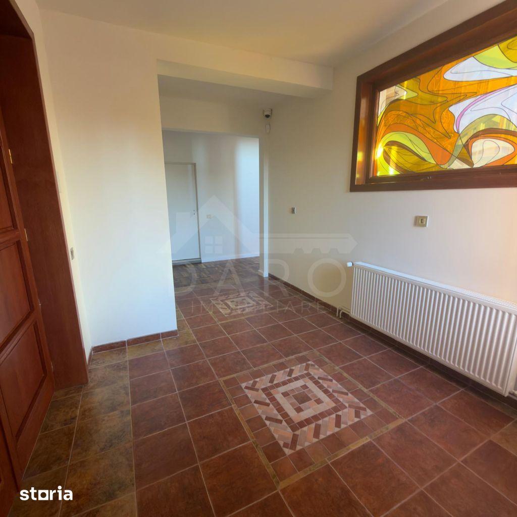 Spațiu birouri premium – 309 mp utili + 520 mp parcare pavata in curte - 1