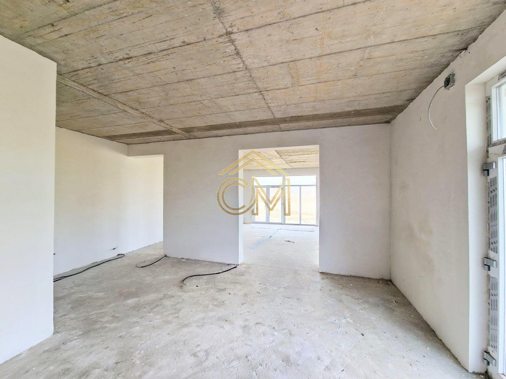 Spatiu Comercial - 95 MP Construiti-Parter-Selimbar - 3