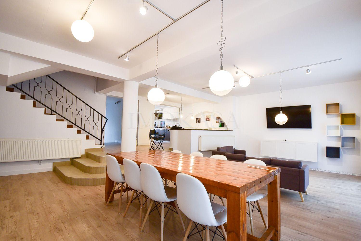 Vila 7 camere , suprafata de 270 mp gradina si gazraj, zona Strand - 7