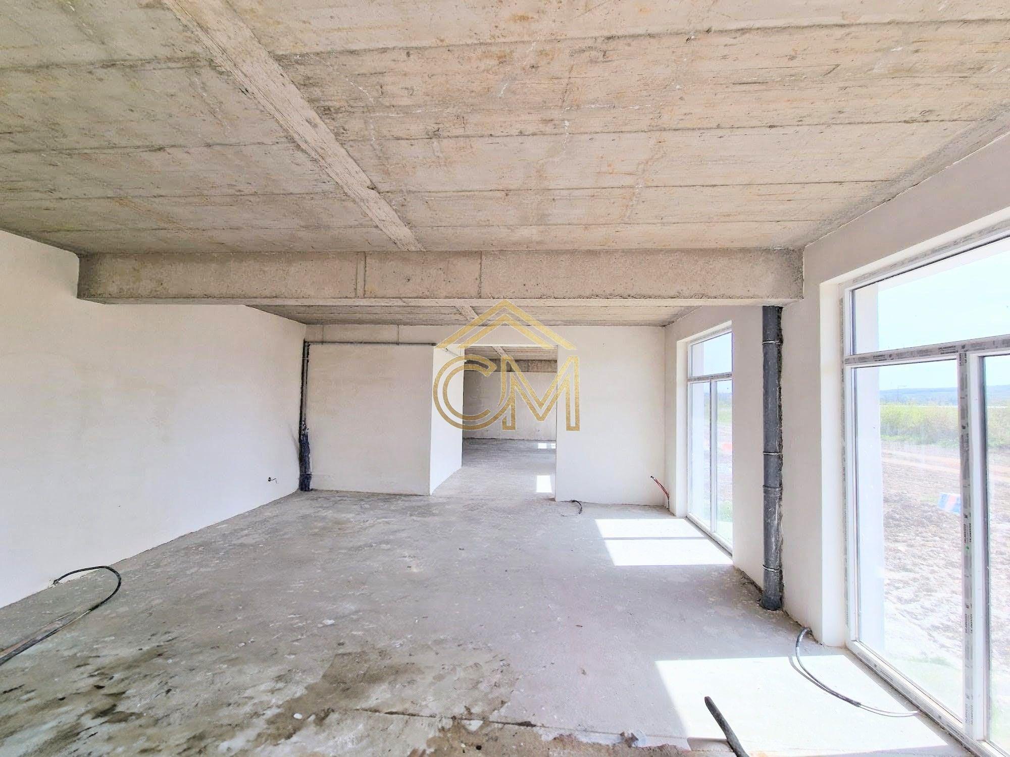 Spatiu Comercial-160MP Construiti-Parter-6 Parcari - 6