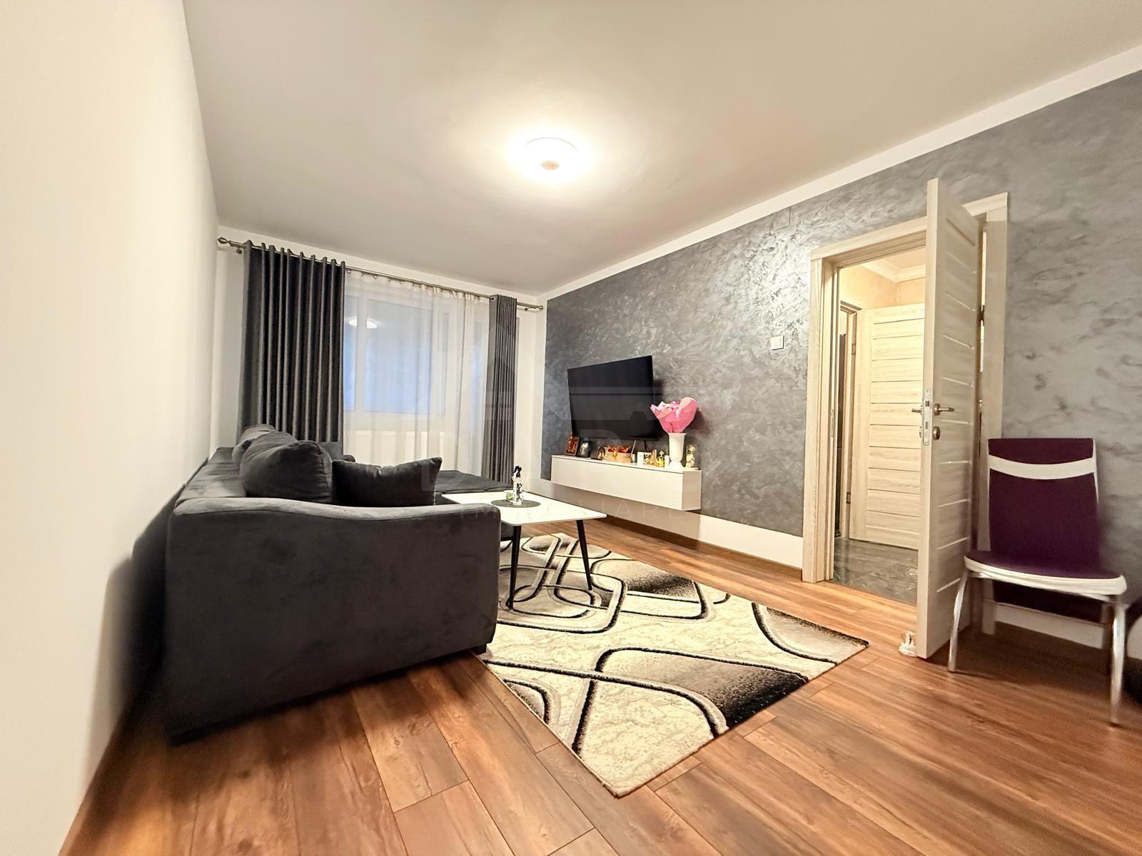 Apartament 2 camere decomandat Libertății Etaj 2 bloc cu doua lifturi - 5