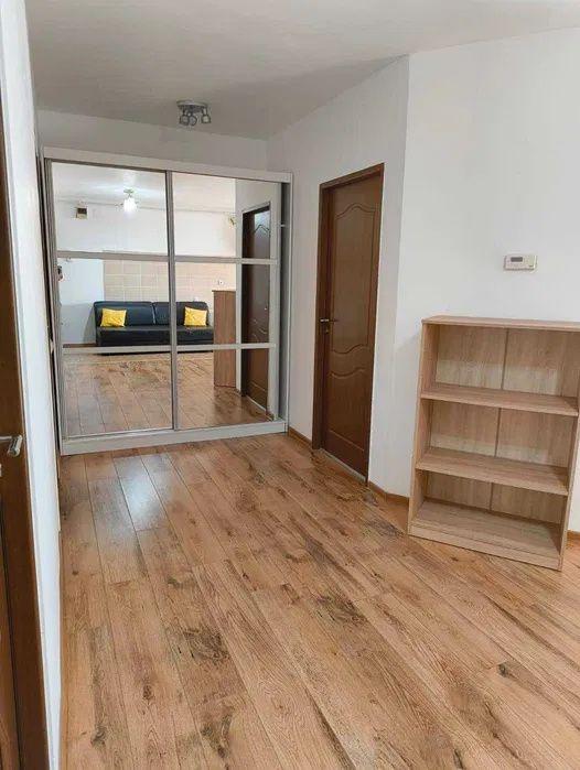Apartament de vanzare, 2 camere, etaj intermediar, balcon, parcare - 3
