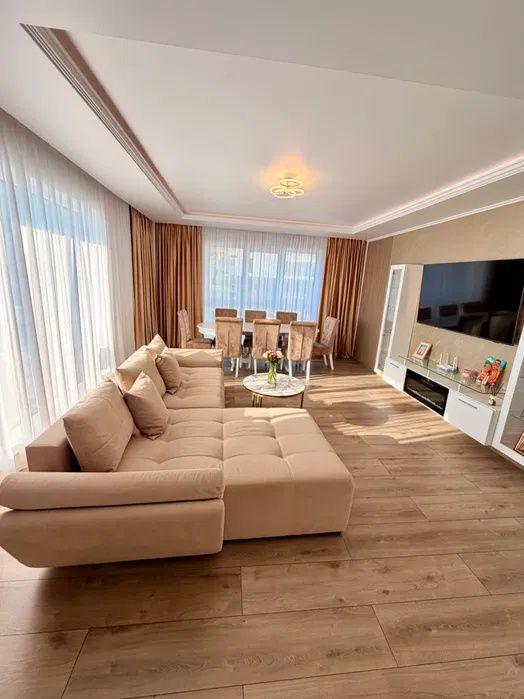 Apartament de vanzare cu 3 camere, 2 bai, balcon, garaj - 1