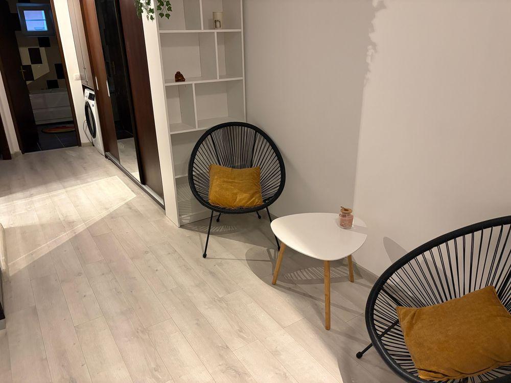 Apartament 2 camere decomandate, etaj intermediar, balcon, parcare - 2