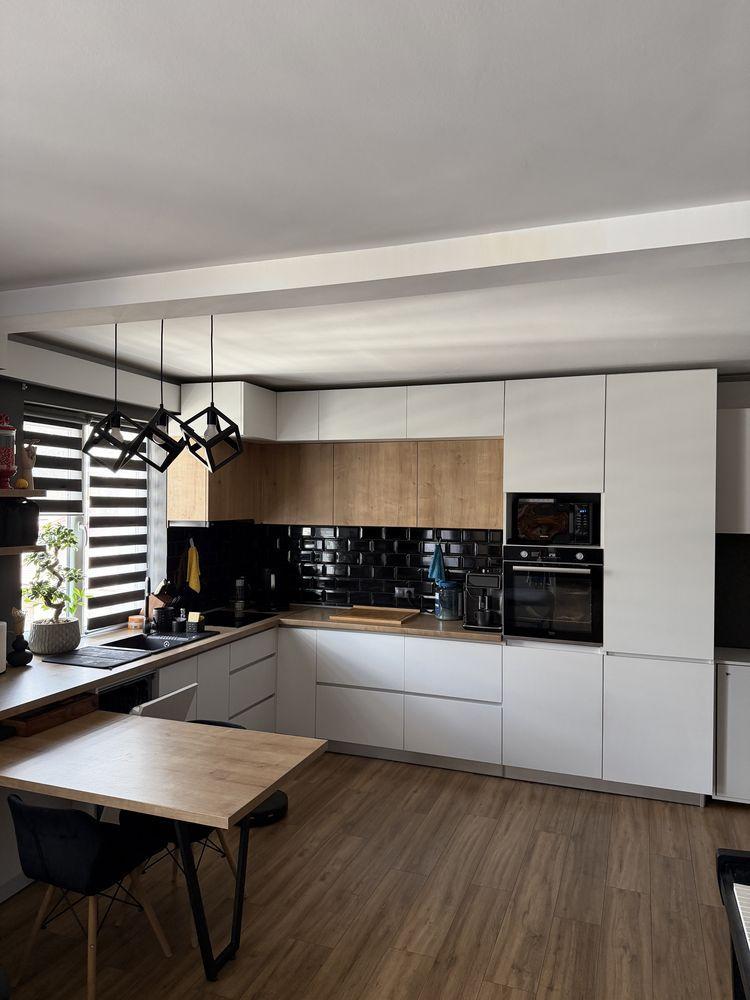 Apartament 2 camere, balcon, 2 parcari, BMW - 2