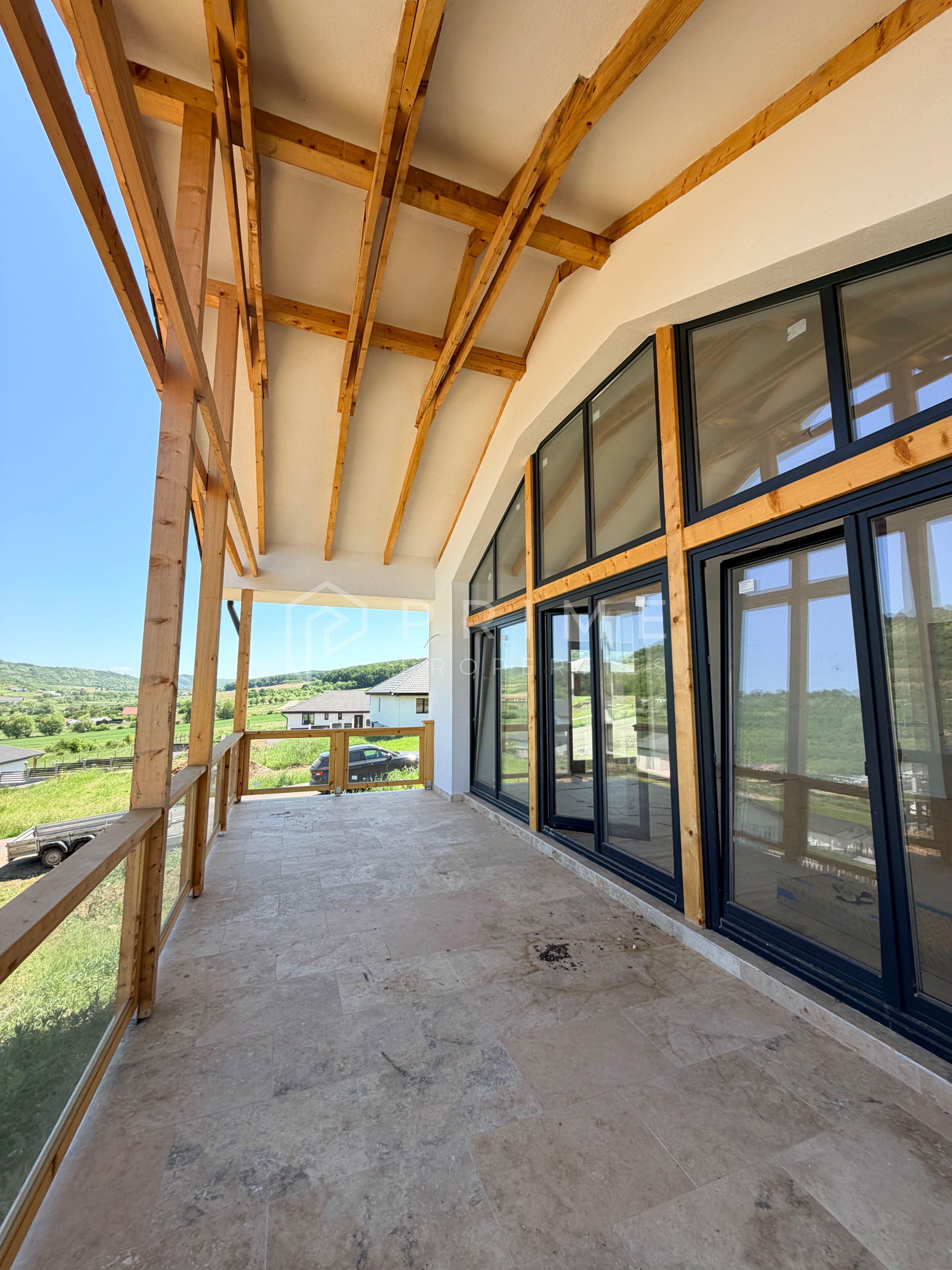 Vilă chalet modern cu perete panoramic de sticlă - Livezeni, Mureș - 5